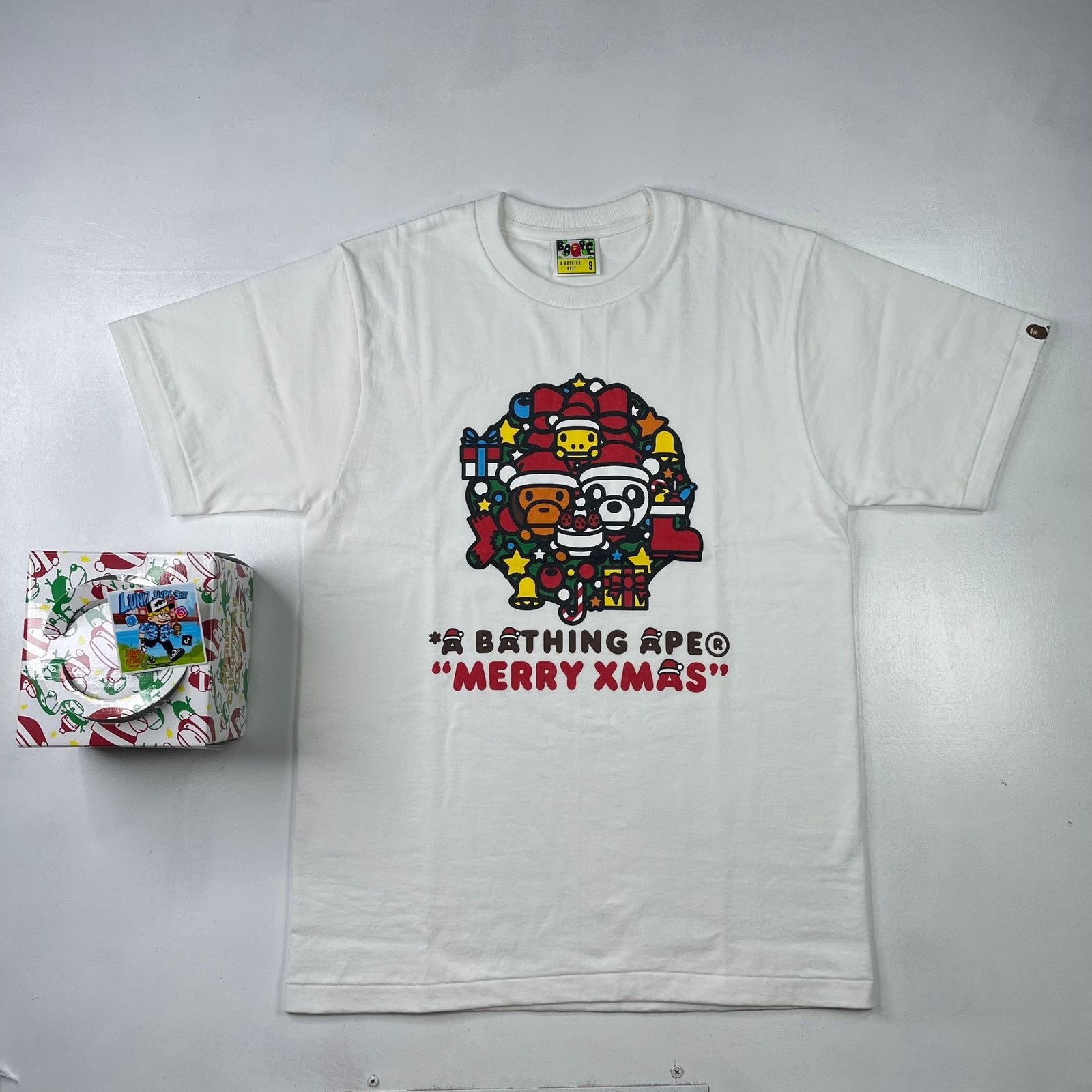 Bape 2014 Bape Baby Milo Christmas Tee with Present Box Size US S / EU 44-46 / 1 - 2 Thumbnail