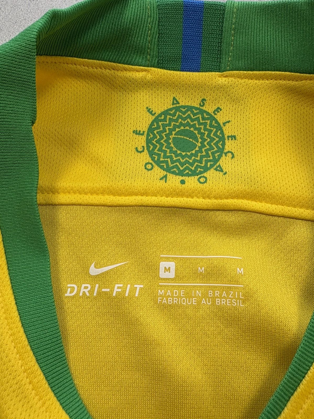 Nike Brazil Nike 2018 2019 Home Jersey World Cup Soccer Shirt Size US M / EU 48-50 / 2 - 10 Thumbnail