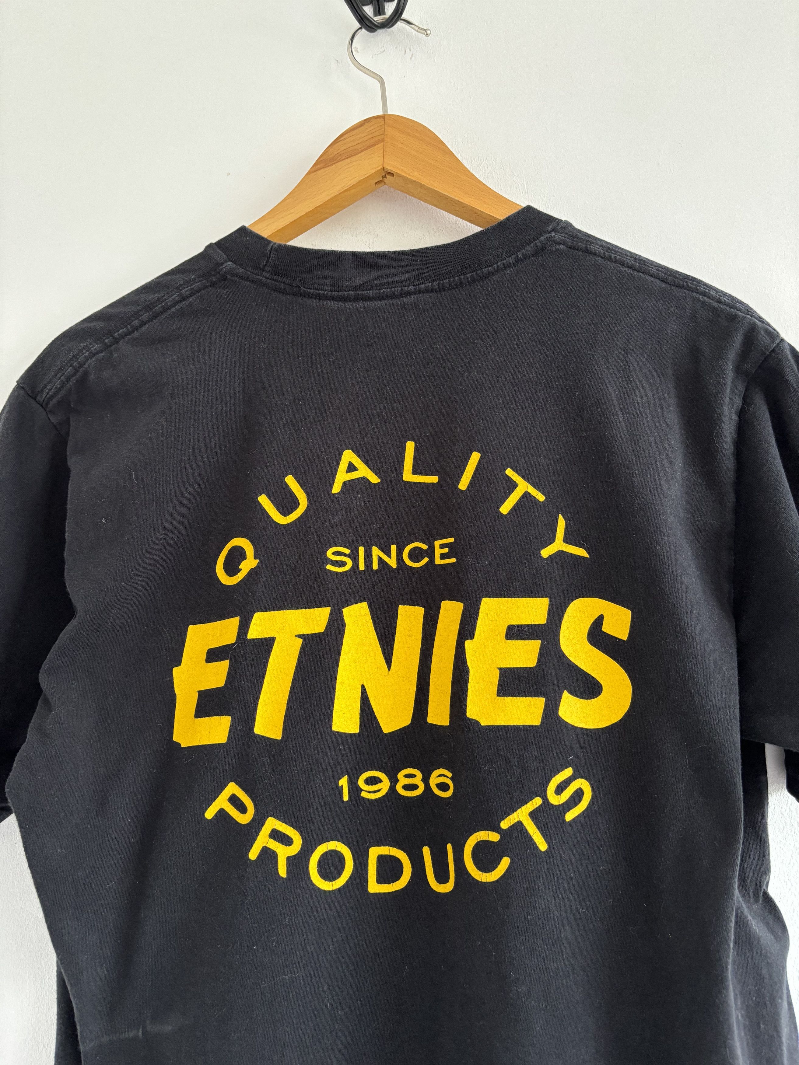 Etnies Etnies Logo Backprint Skate Tee Size US M / EU 48-50 / 2 - 6 Thumbnail