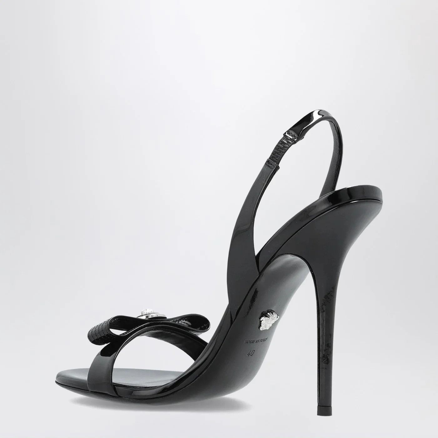 Versace o1d2blof0426 Sandals with Medusa bow in Black Size US 9.5 / IT 39.5 - 6 Thumbnail