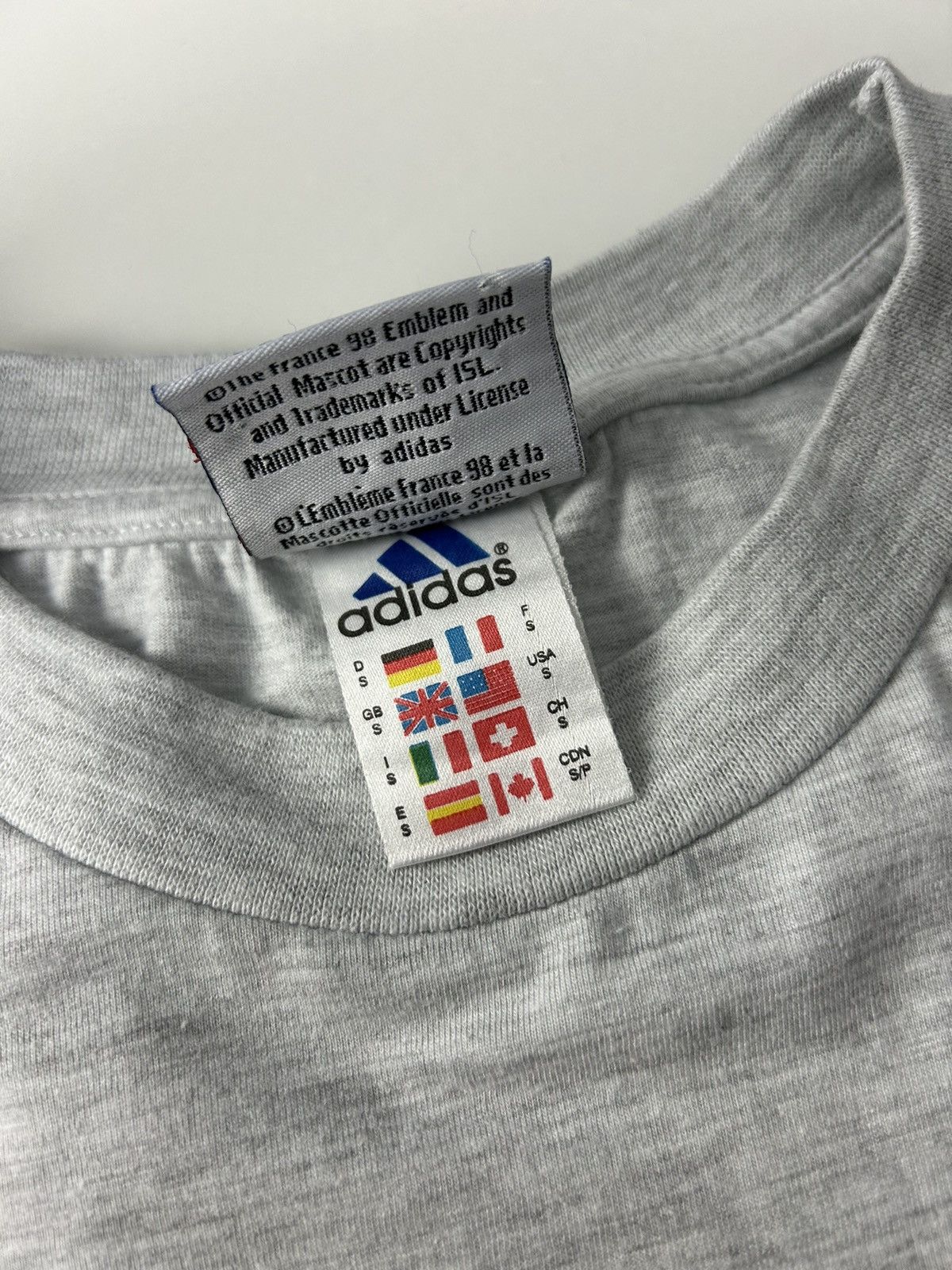 Adidas Vintage Adidas 1994 France 98 World Famous Coupe Du Monde Size US S / EU 44-46 / 1 - 11 Thumbnail