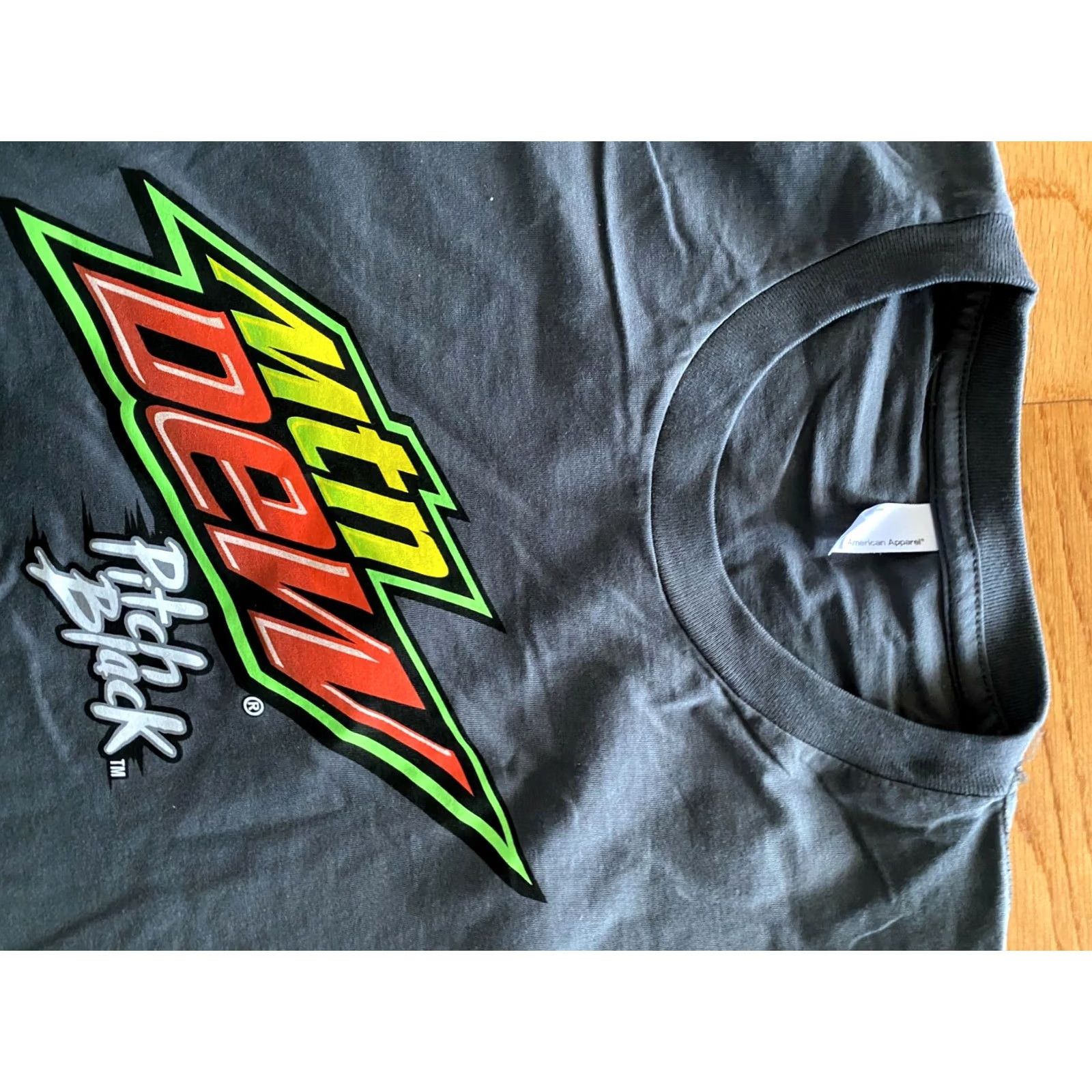 Vintage VINTAGE Mountain Dew Pitch Black Short Sleeve T Shirt Logo Soda Pop Snack Drink XL Men Black Long Sleeve Shirt Mens XL Shirt Size US XL / EU 56 / 4 - 3 Thumbnail
