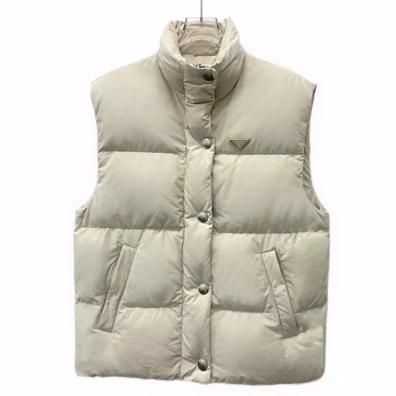 Prada Prada Sise 36 23 types of beige triangle standard single-b Size US XXS / EU 40 - 1 Thumbnail