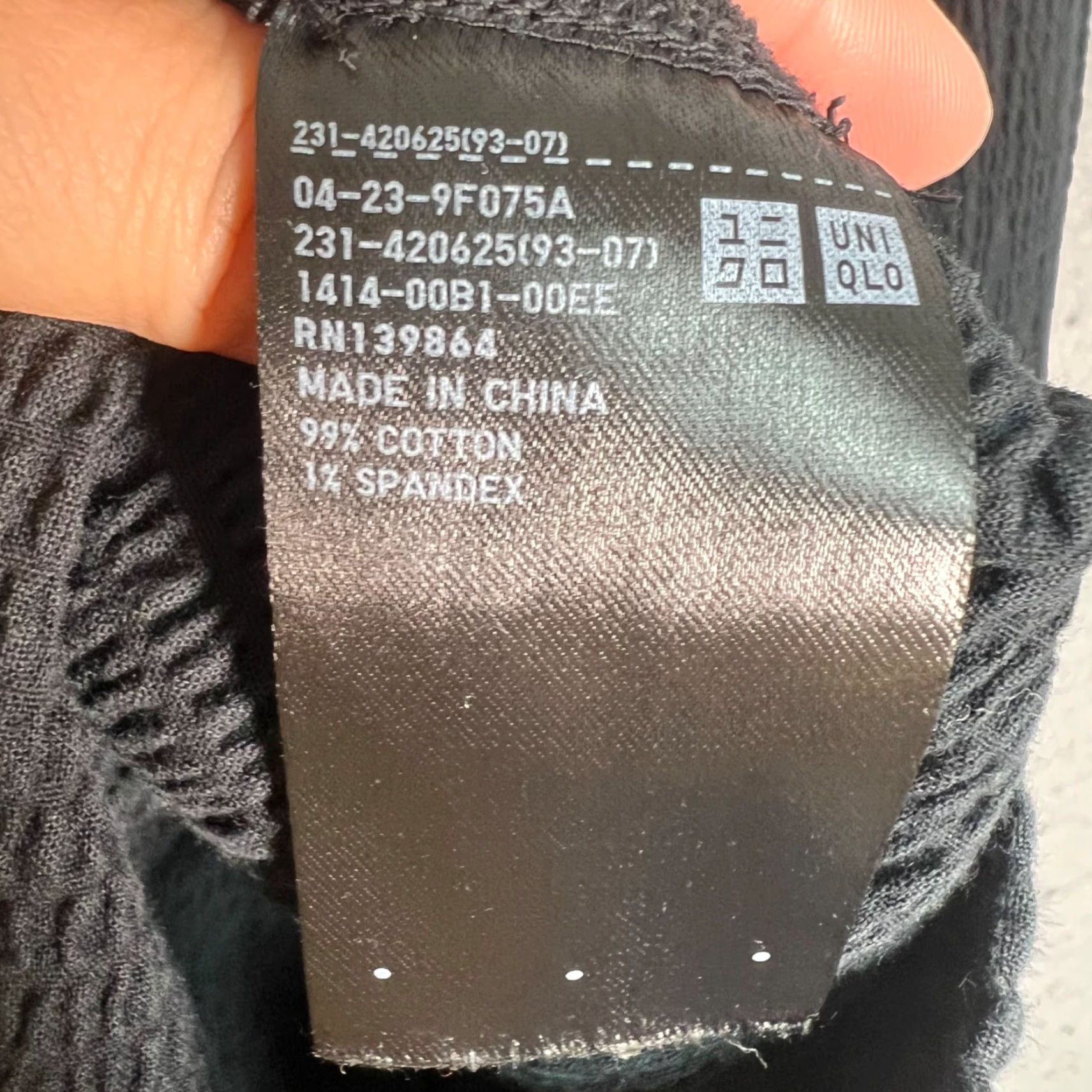 Uniqlo VINTAGE Uniqlo Shirt Womens XL Turtleneck Tunic Black Long Sleeve Knit Solid 8/10 Mens Womens Size XL / US 12-14 / IT 48-50 - 5 Thumbnail