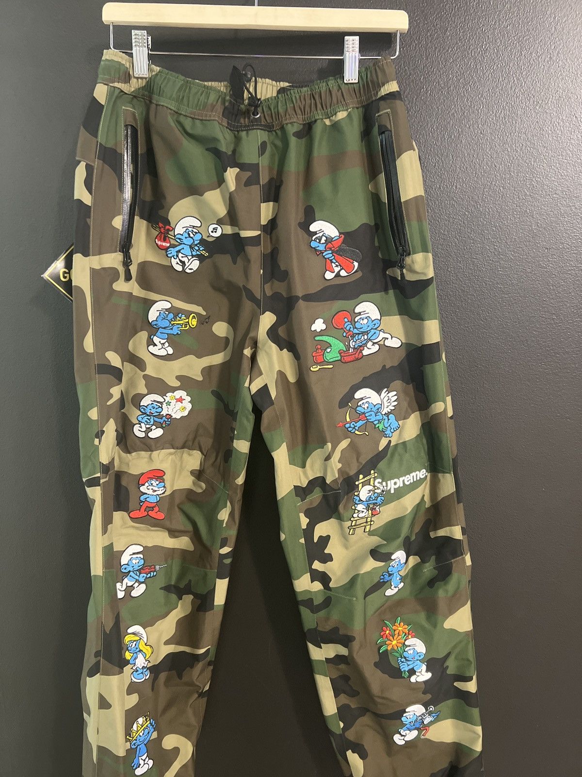 Image of Supreme X Smurfs Gore Tex Camo Pants, Men's (Size 30)