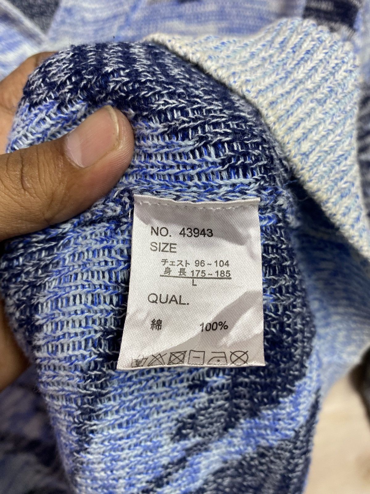 Other Hawaii knitwear buttons ups Size US L / EU 52-54 / 3 - 5 Thumbnail