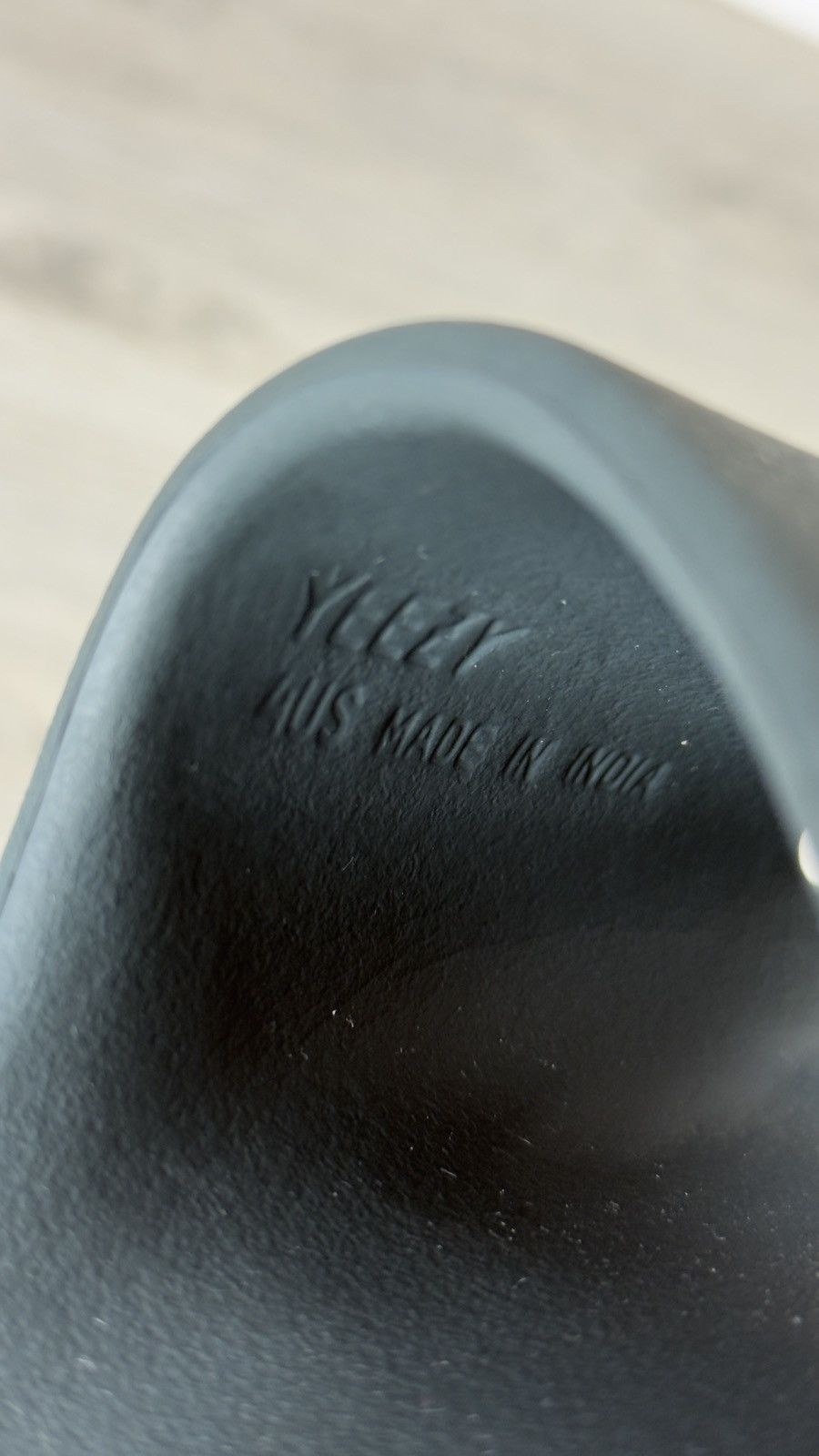 Adidas × Kanye West Adidas Yeezy Slide Size US 4 / IT 34 - 7 Thumbnail