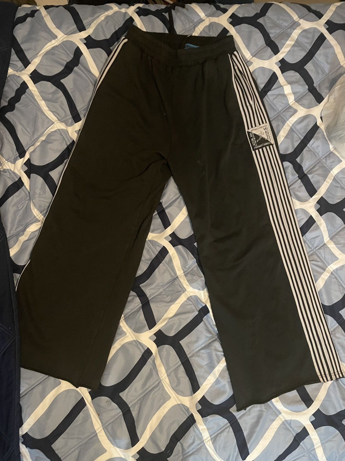 Other Pastèque Vêtement Action Man & Woman Sweatpants Black Faded Size US 34 / EU 50 - 1 Thumbnail