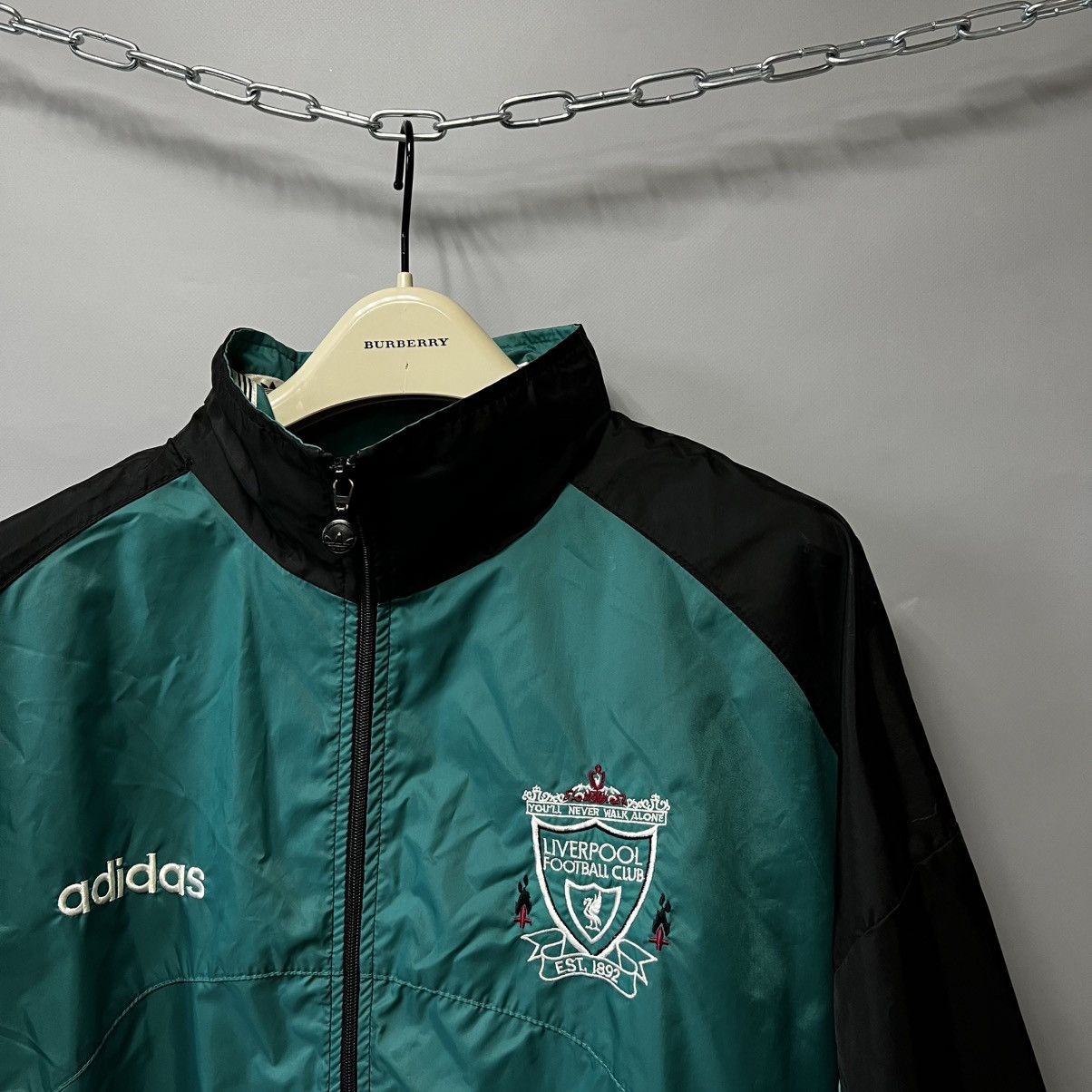 Adidas LIVERPOOL 1994/95 Adidas WINDBREAKER Football Soccer JACKET Size US L / EU 52-54 / 3 - 9 Thumbnail