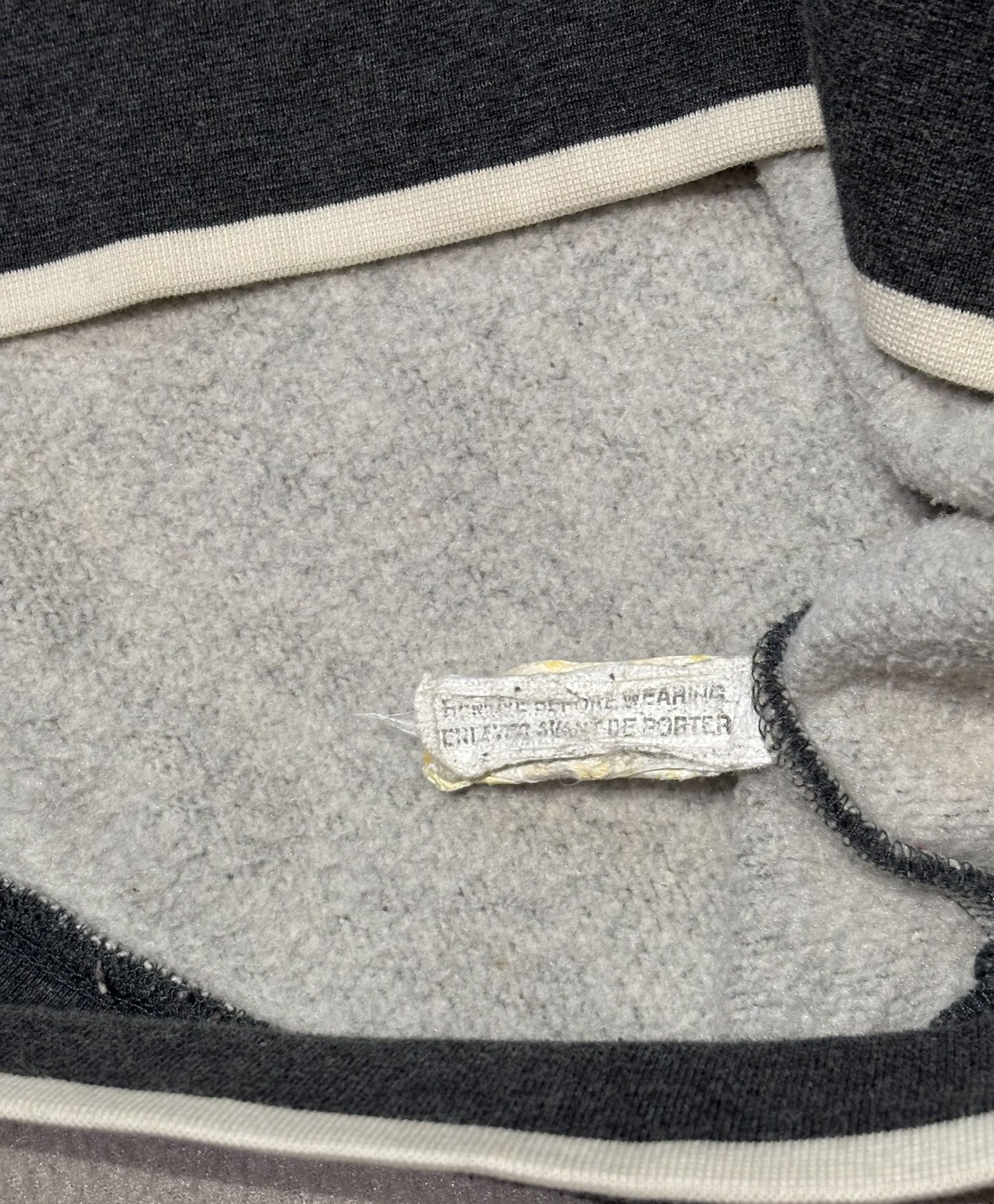 Other 1/4 zip sweatshirt Canada Olympic Team 2006 HBC size. M Size US M / EU 48-50 / 2 - 18 Thumbnail