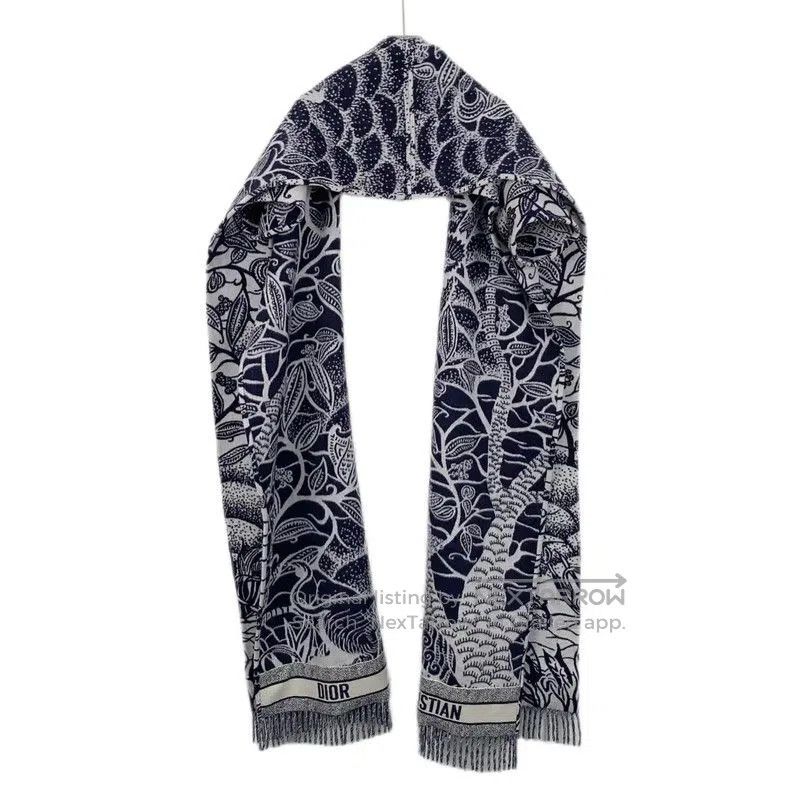 Dior Dior Women's Dark Blue Wool Cardigan . Size XS / US 0-2 / IT 36-38 - 2 Thumbnail