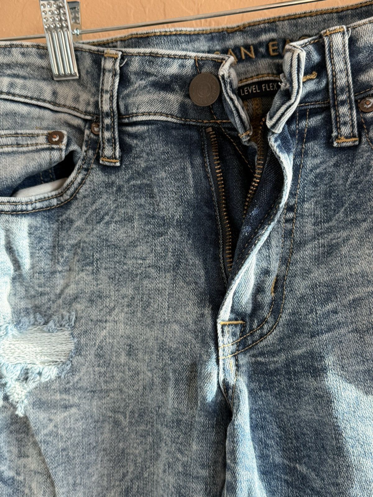 American Eagle Outfitters American Eagle Distressed Slim Fit Jeans – Size 29 Size US 29 - 3 Thumbnail