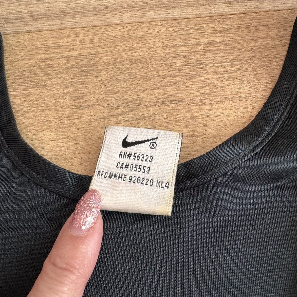 Nike Vintage Nike Tank Top Dazzle Swoosh Men’s Size M Black Size US M / EU 48-50 / 2 - 3 Thumbnail