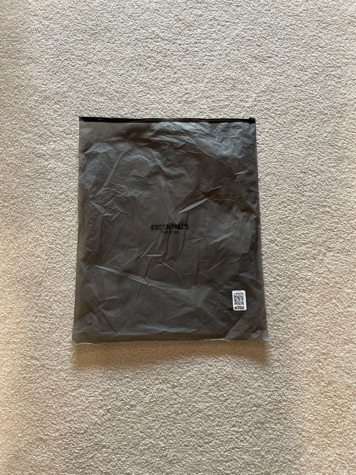 Essentials × Fear of God Essentials fear of god shorts Size US 34 / EU 50 - 3 Thumbnail