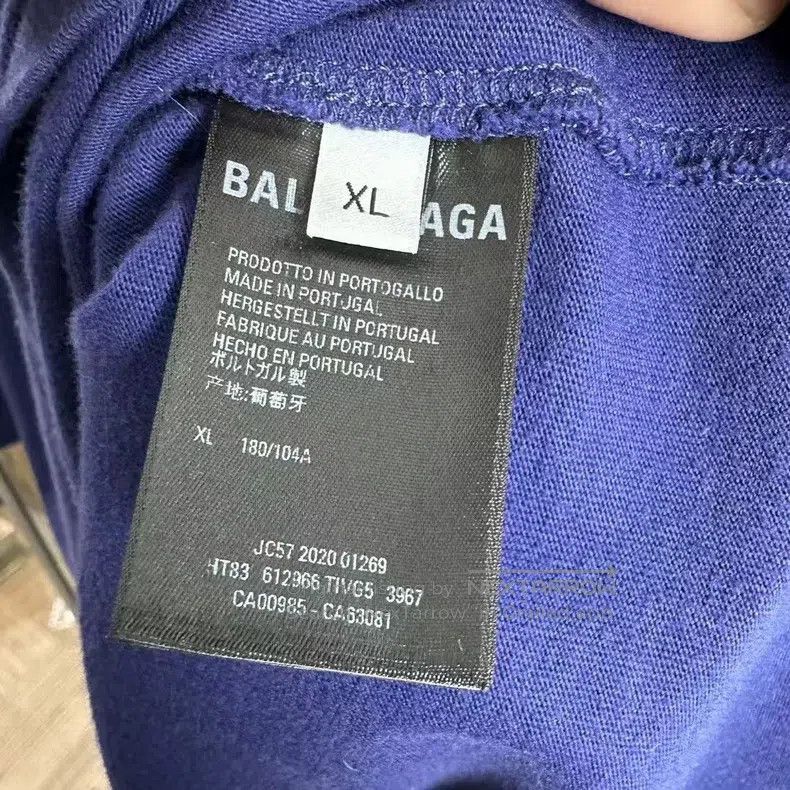 Balenciaga Balenciaga Front and back lettering lavender short sleeve Size US XL / EU 56 / 4 - 4 Thumbnail