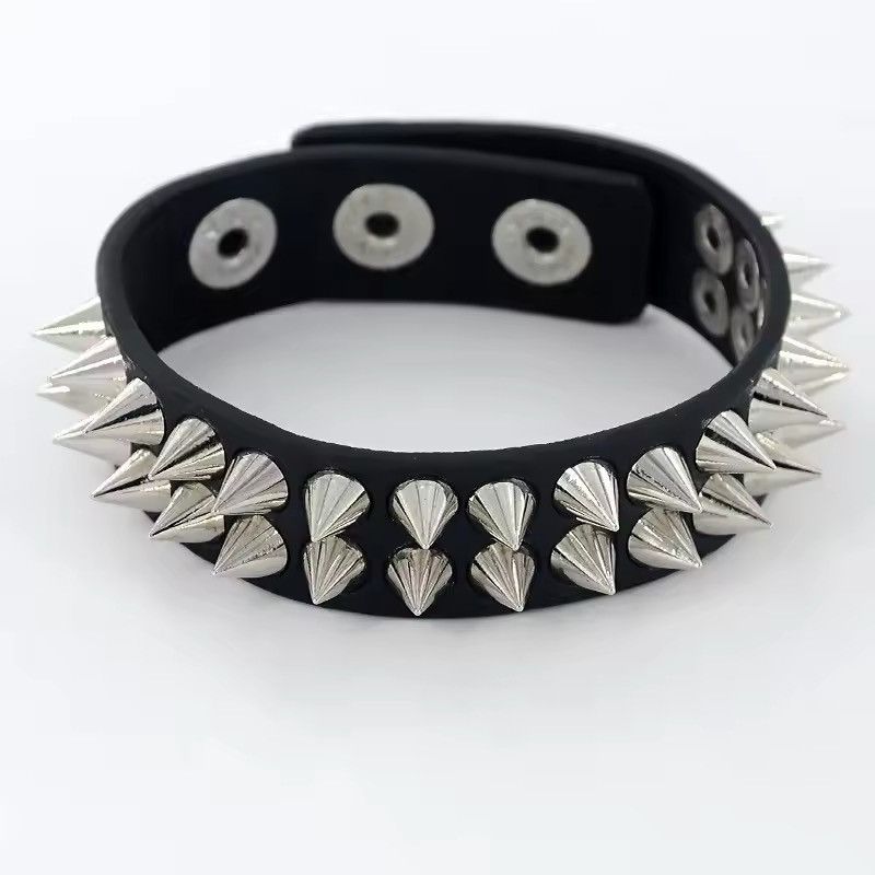 Japanese Brand × Leather PU Leather 2 Row Spike Hand Bracelet Size ONE SIZE - 1 Thumbnail