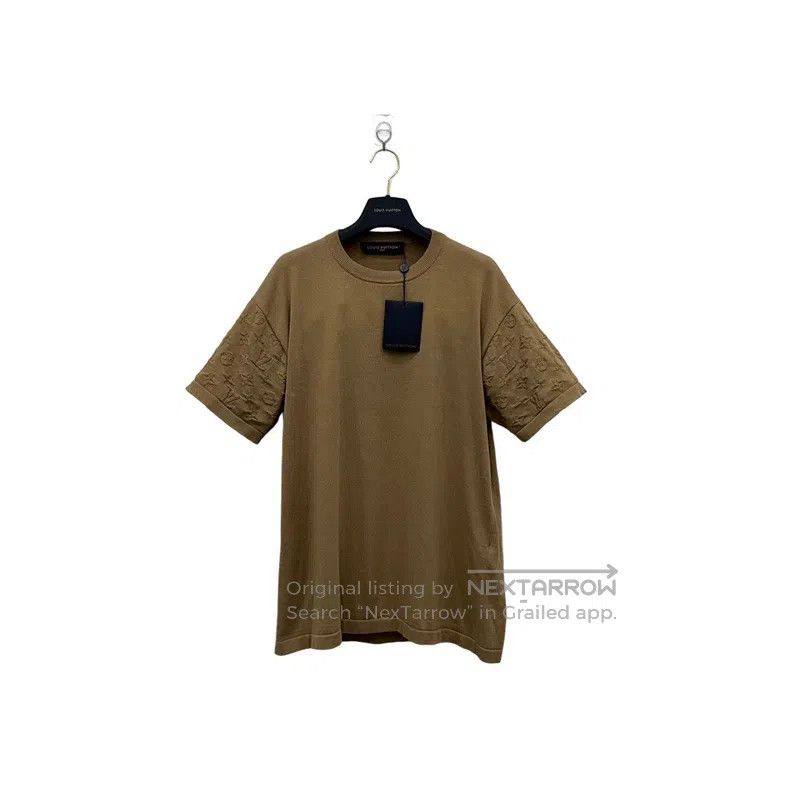 Louis Vuitton Louis Vuitton Embossed full print knit short sleeve Size US S / EU 44-46 / 1 - 1 Thumbnail