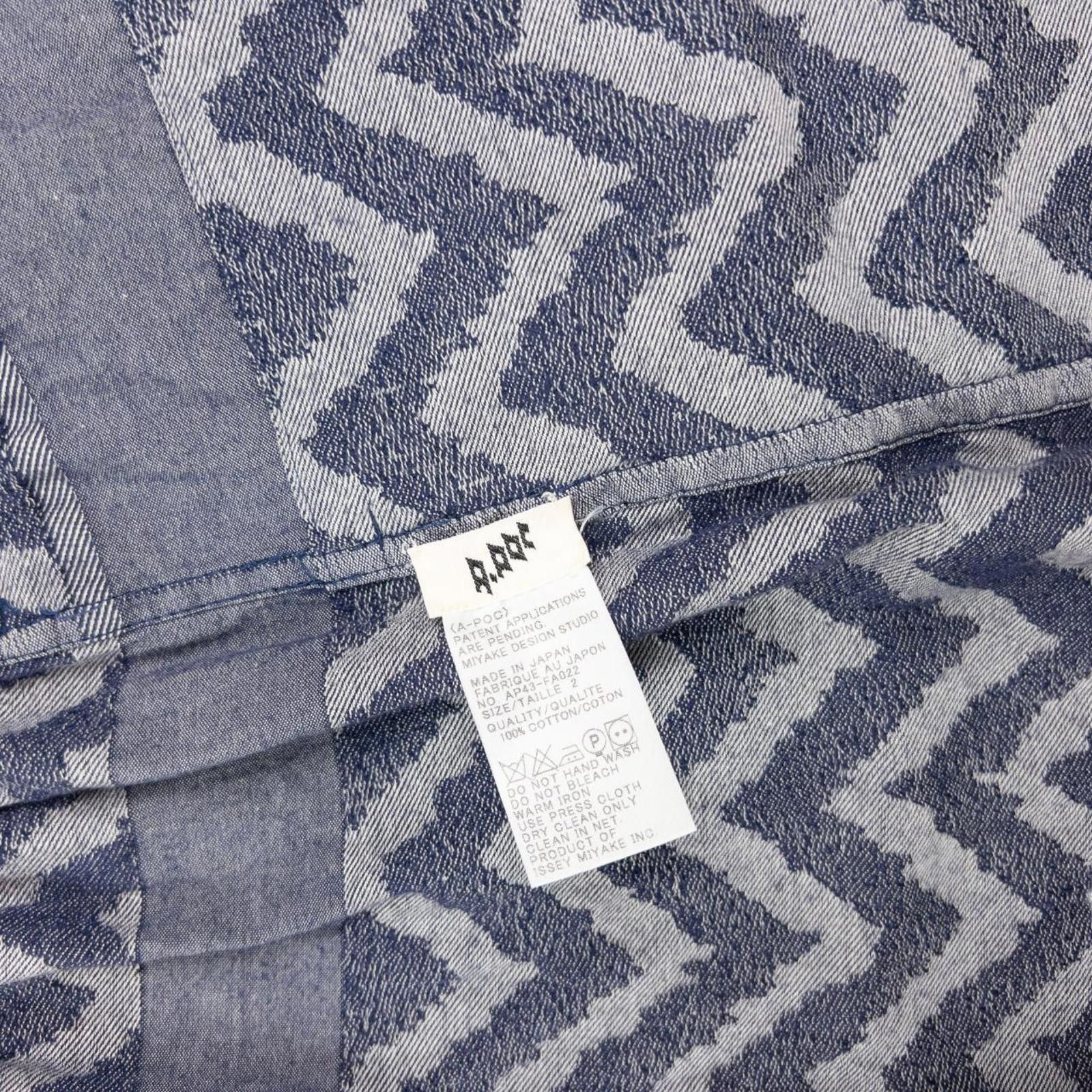 Issey Miyake Vintage A-POC By Issey Miyake Zig Zag Button Jacket Womens L Size US L / EU 52-54 / 3 - 7 Thumbnail