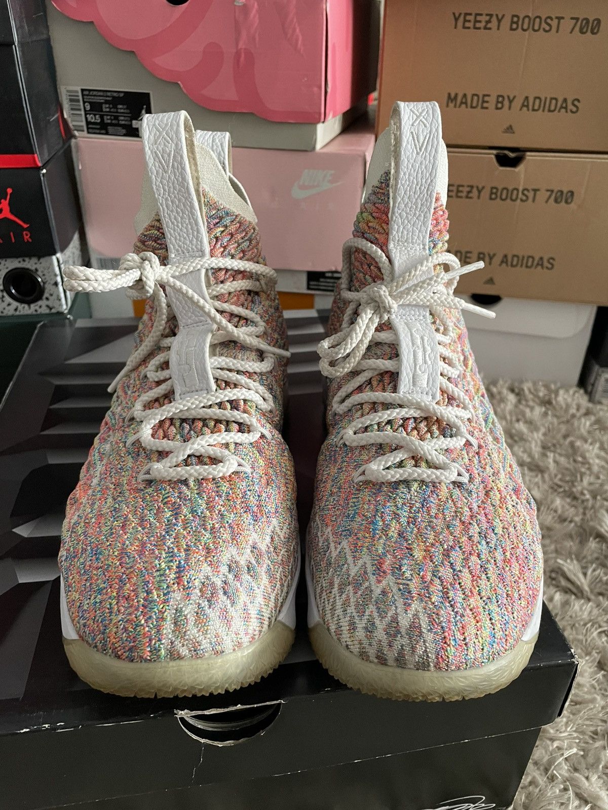 Nike Nike LeBron 15 Fruity Pebbles Size US 9 / EU 42 - 4 Thumbnail