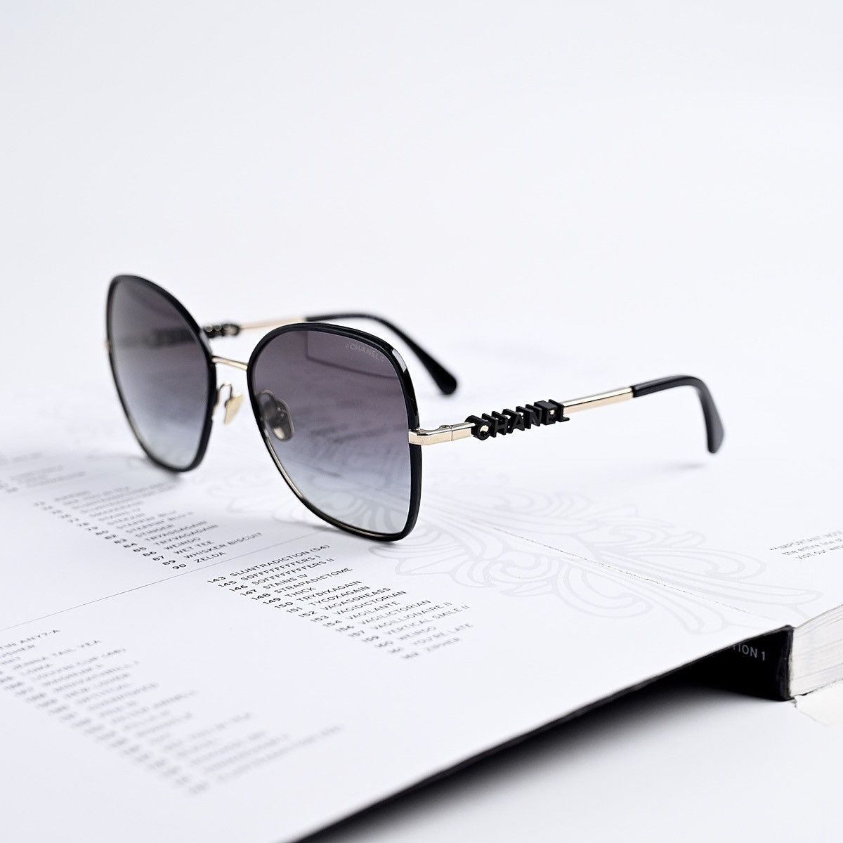 Chanel CHANEL 0CH4283 SUNGLASSES Size ONE SIZE - 1 Thumbnail
