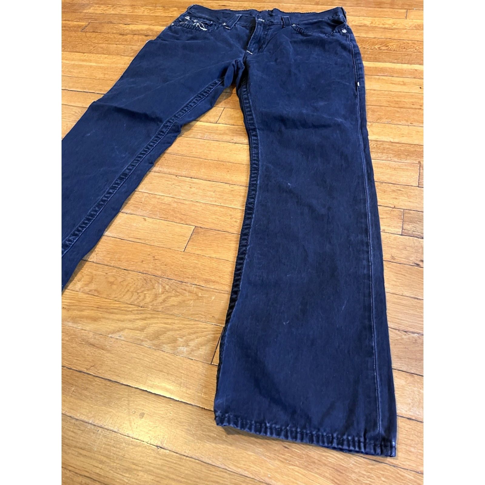 True Religion VINTAGE True Religion Jeans Big T Straight Flap Black 36 Men’s 36 Inseam 32 Denim Logo 5-Pocket USA Hipster Retro 90s Mens Size US 36 / EU 52 - 2 Thumbnail