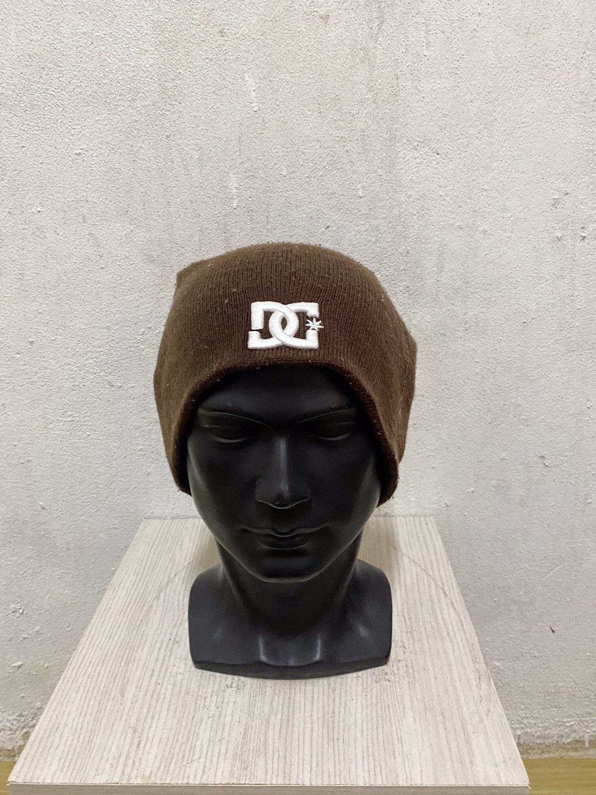 Japanese Brand × Vintage Vintage DG Small Logo Beanie Hat Size ONE SIZE - 2 Thumbnail