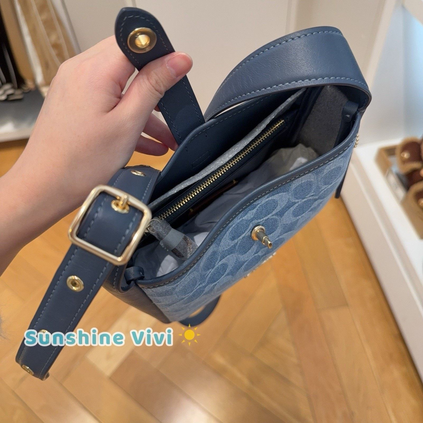 Coach Coach Hadley Mini Crossbody Bag CCZ44 denim/Gold/Indigo Size ONE SIZE - 6 Thumbnail