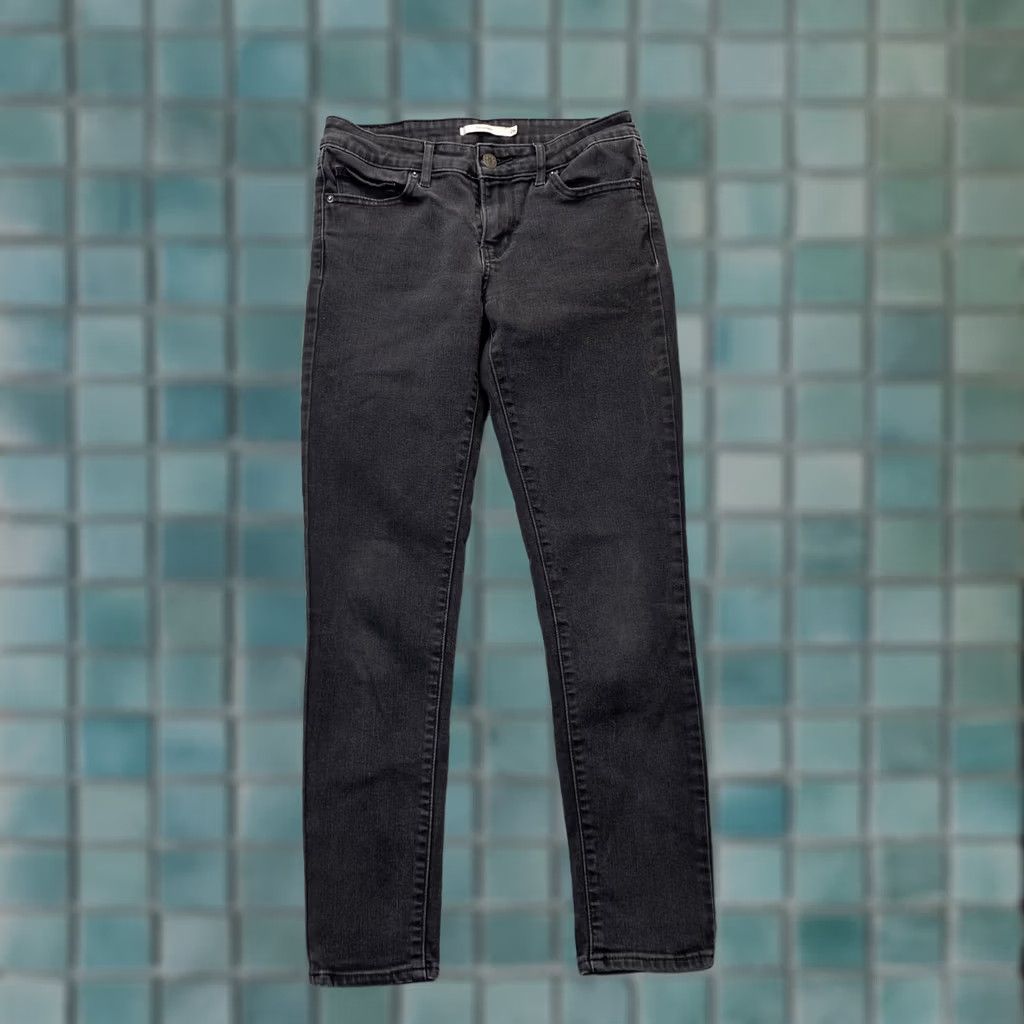 Levi's Levis 711 Jeans Womens 26 Black Skinny Leg Denim Dark Wash Logo Cotton Stretch Jeans Size 26" / US 2 / IT 38 - 1 Thumbnail