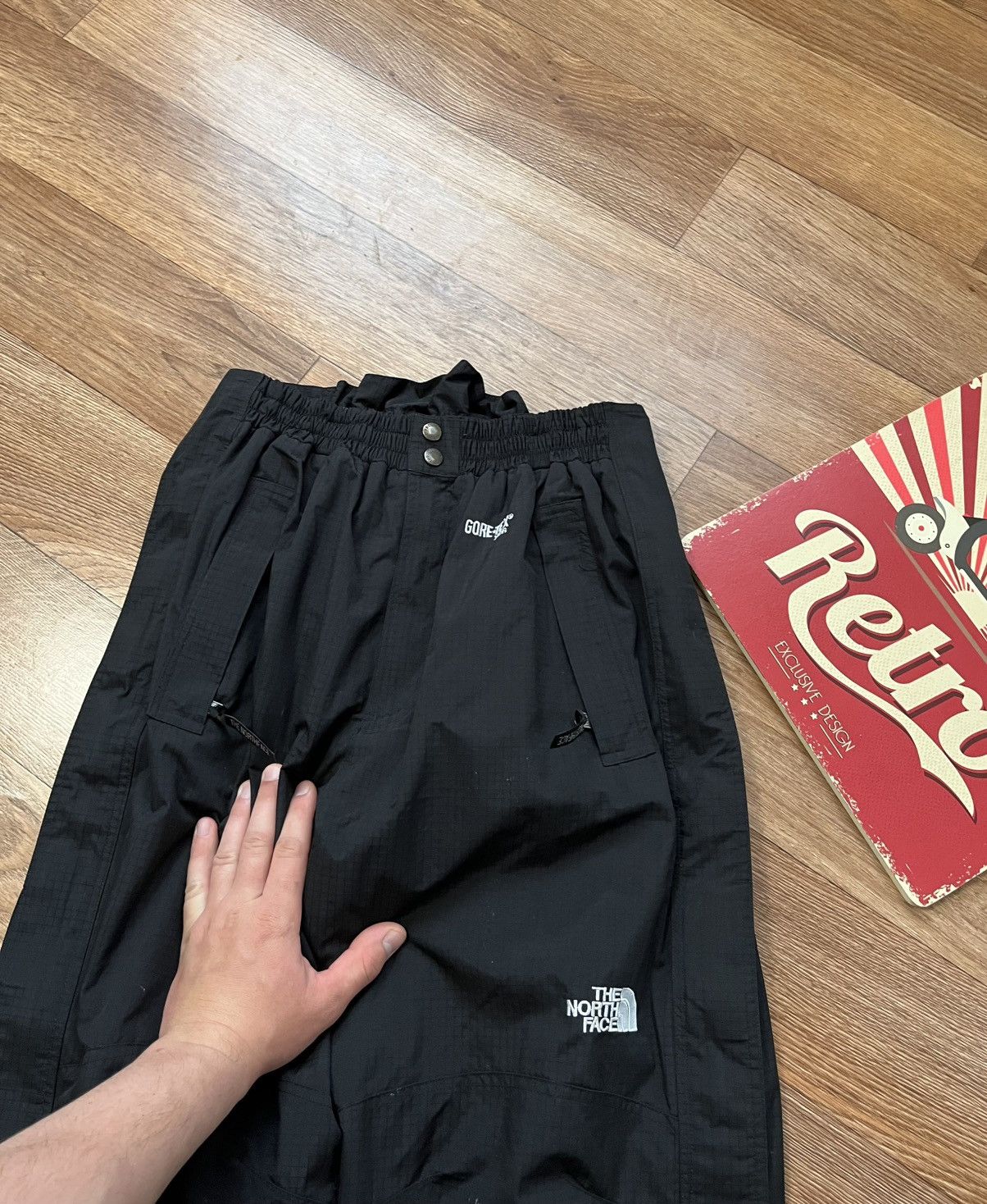 The North Face Vintage The North Face Gore-Tex Snowboard Ski Outdoor Pants Size US 32 / EU 48 - 4 Thumbnail