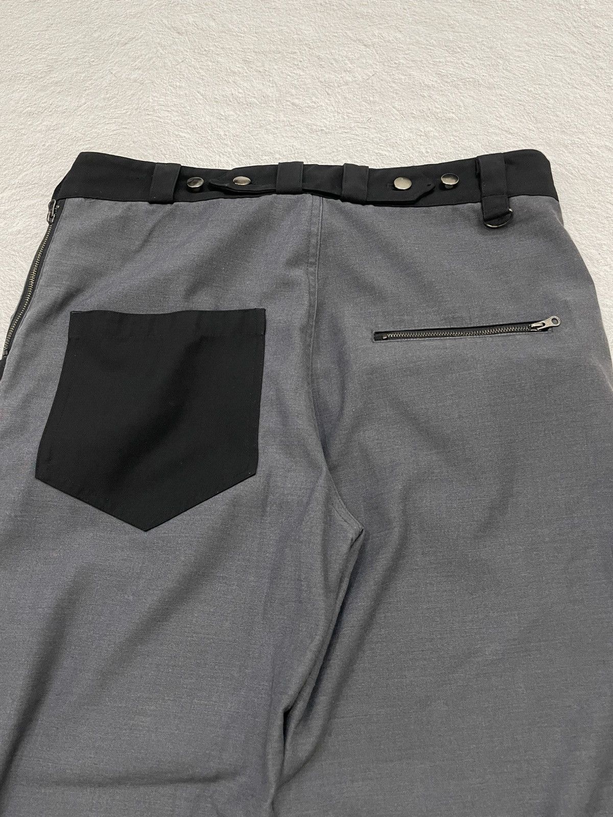Japanese Brand 2000s Semantic Block Color Pants Side Zip Y2K Size US 31 - 4 Thumbnail