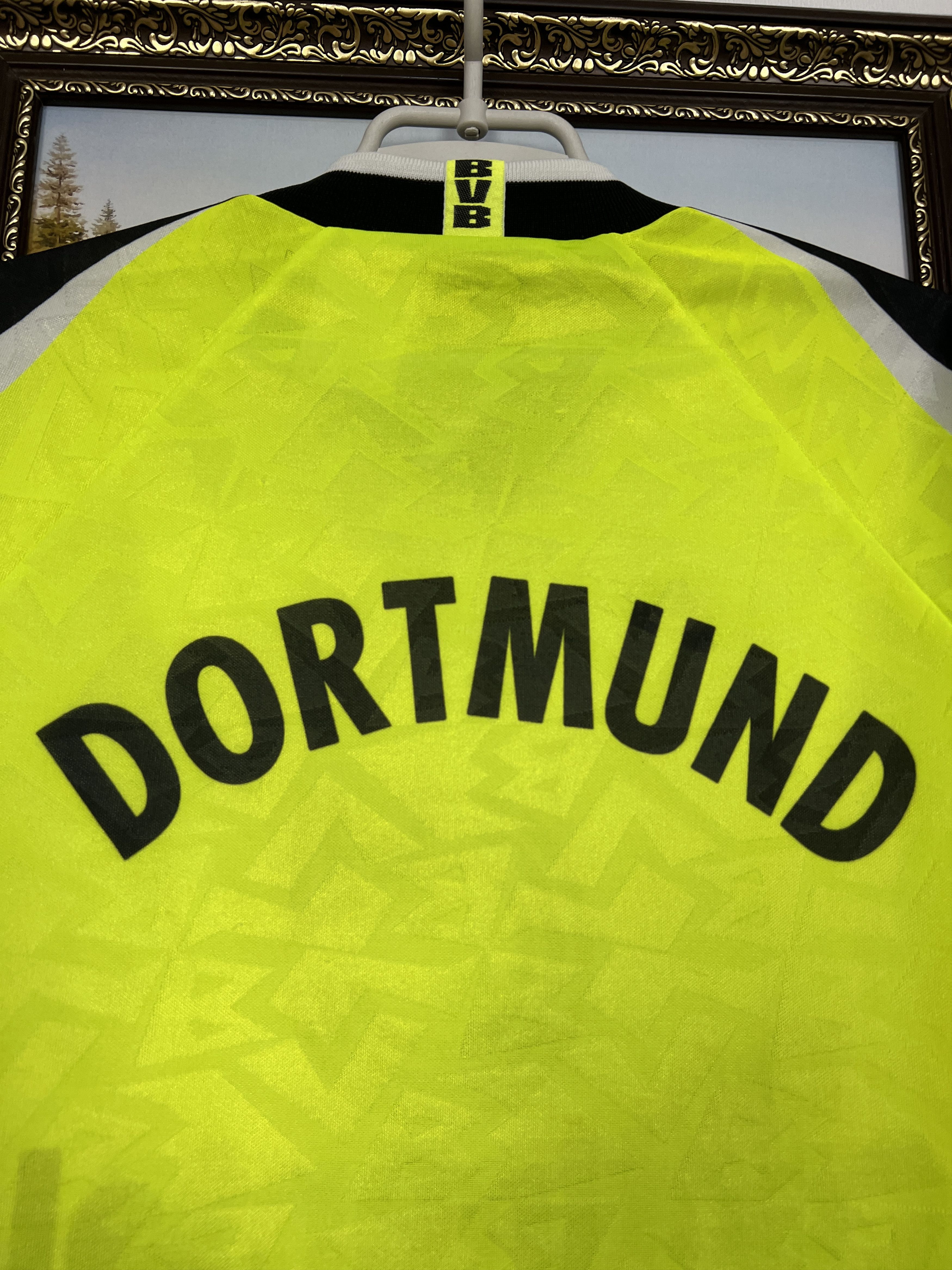 Nike Borussia Dortmund Home football shirt Soccer Jersey Trikot Size US S / EU 44-46 / 1 - 9 Thumbnail