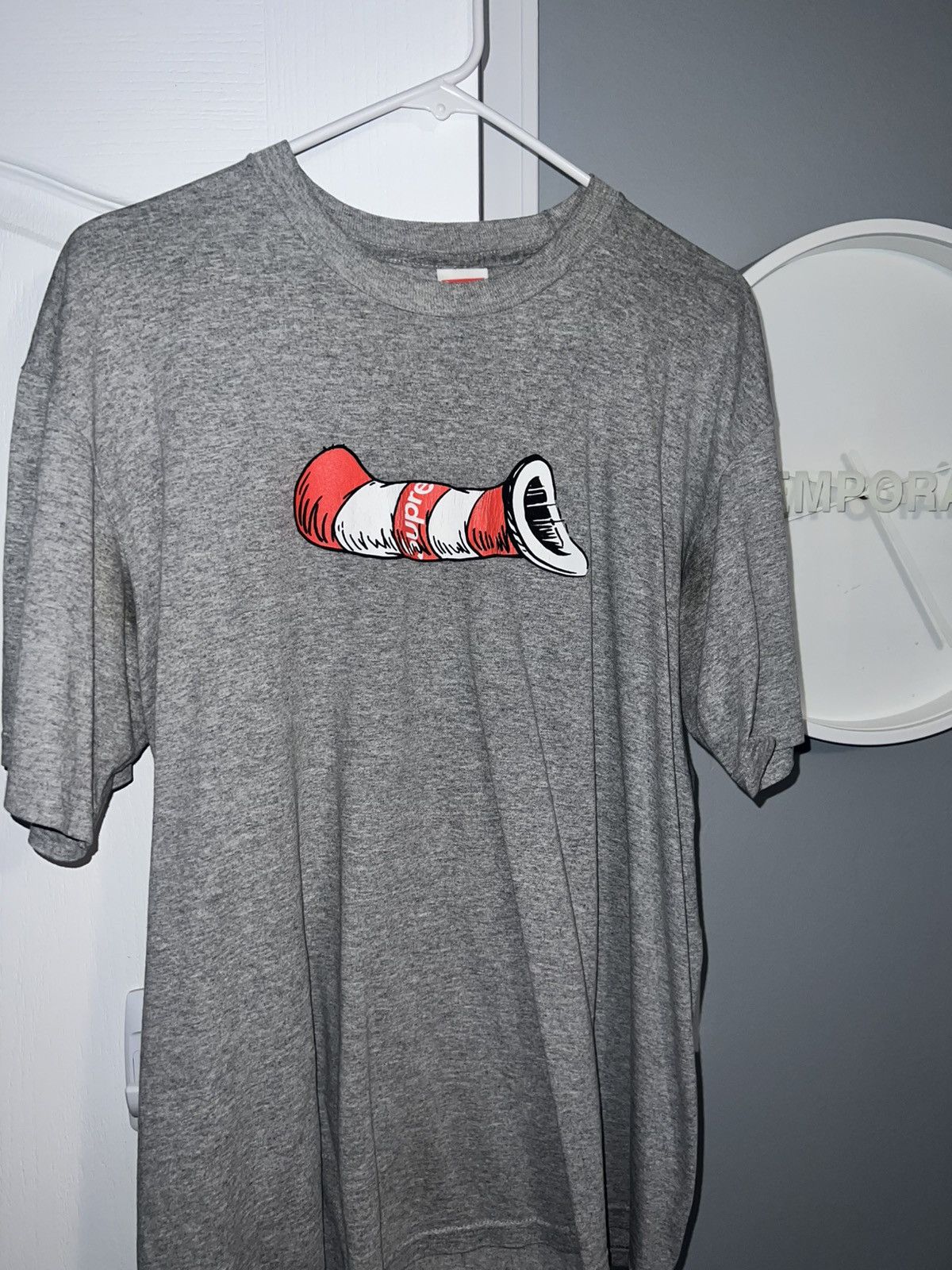 Supreme Supreme Cat in the Hat Tee - Heather Grey Size US M / EU 48-50 / 2 - 1 Thumbnail
