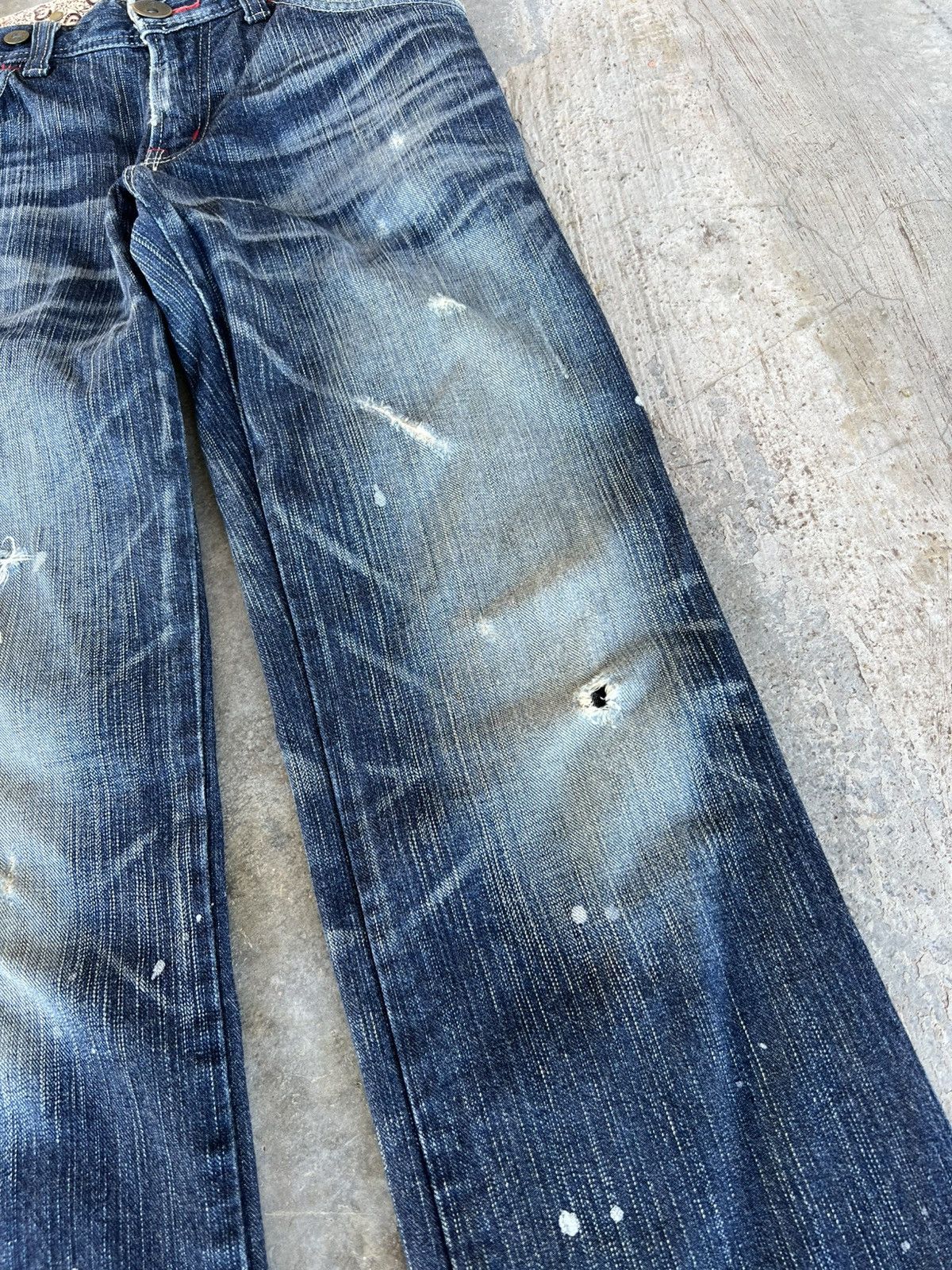 Edwin Vintage Flare Edwin 503 Blue Trip Distress Jean Size US 31 - 10 Thumbnail