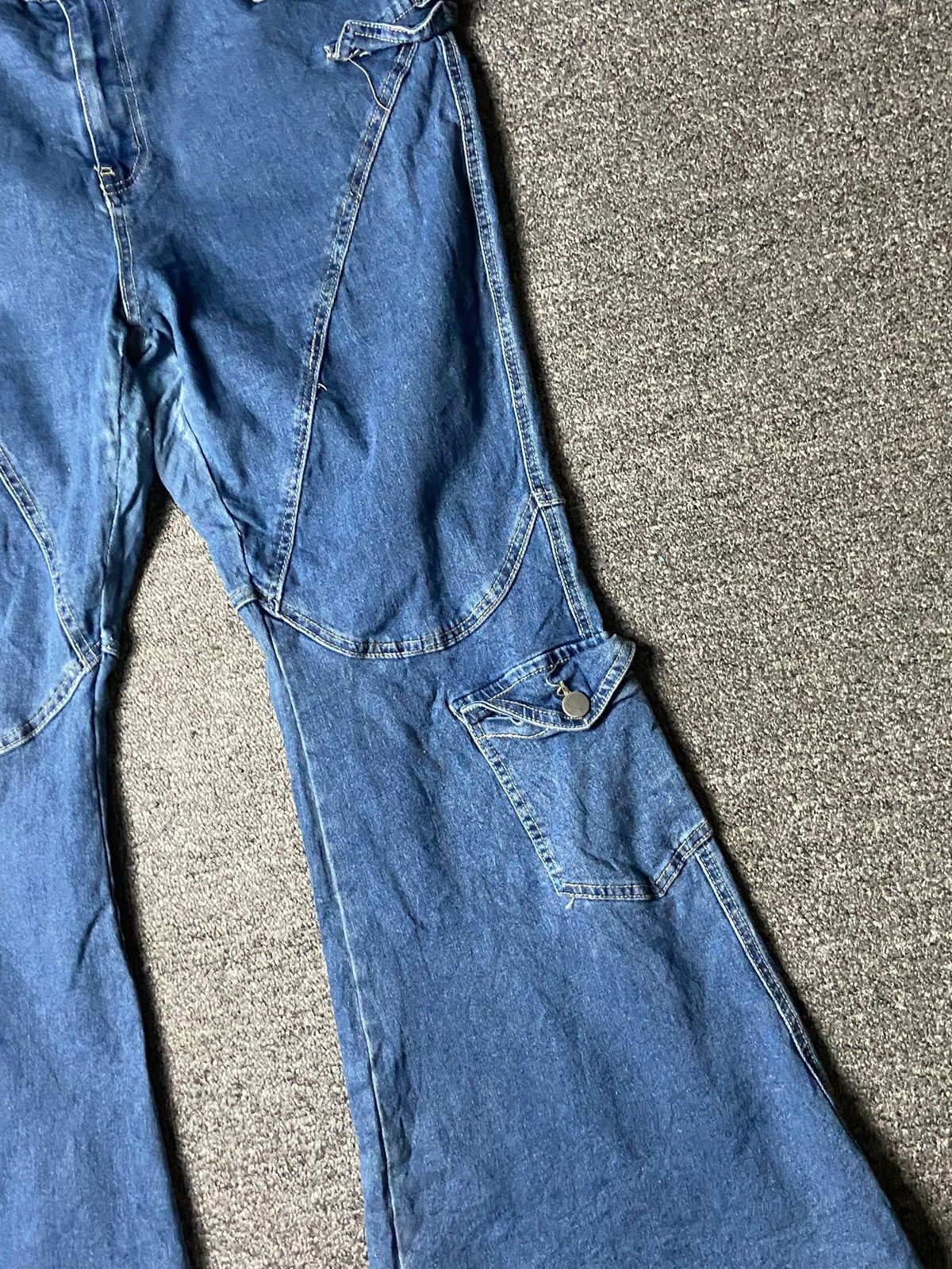 Shein SHEIN Curve Bootcut Cargo Jeans (139) Size 35" - 7 Thumbnail