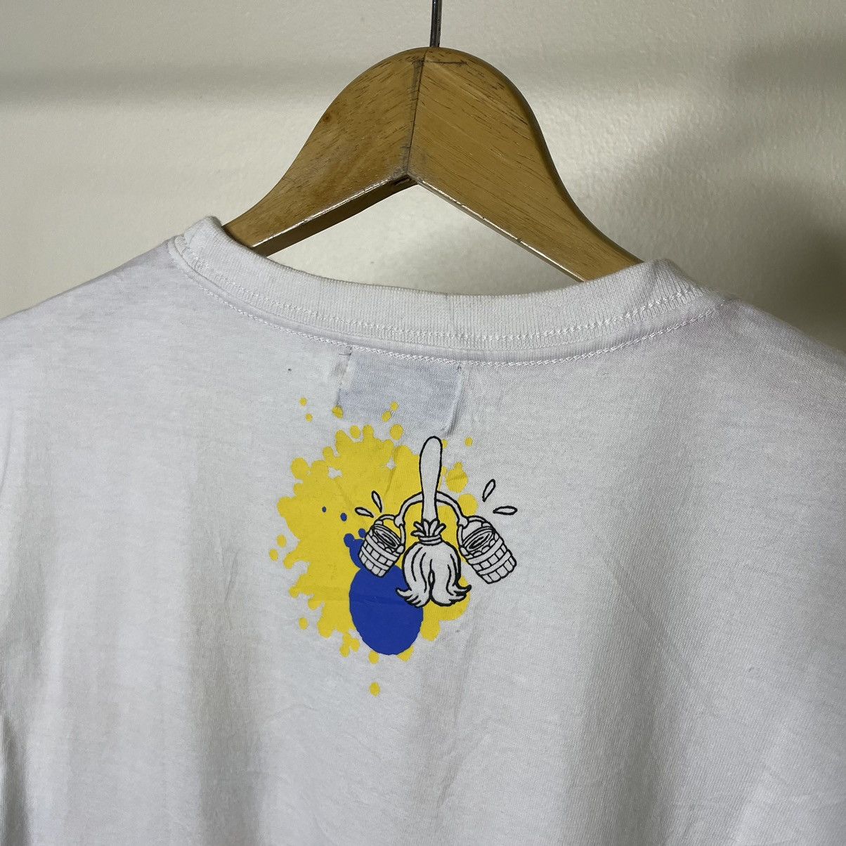 Cartoon Network × Disney × Vintage Vintage 2000s Disney Movie Mickey Mouse Genie Aladdin Tee Size US M / EU 48-50 / 2 - 5 Thumbnail