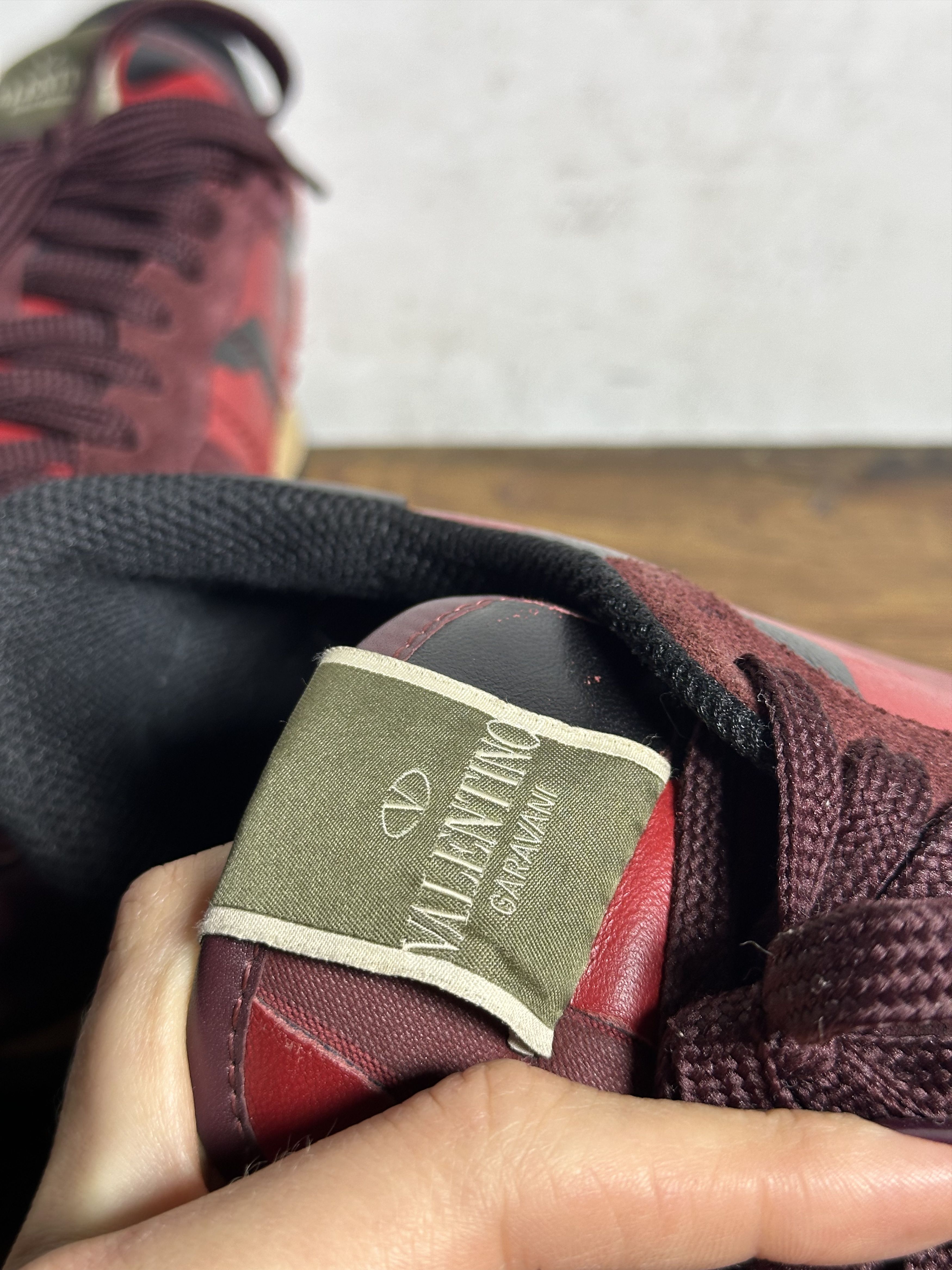 Valentino Valentino Garavani Red Camouflage Rockrunner Sneakers Size US 10.5 / EU 43-44 - 9 Thumbnail