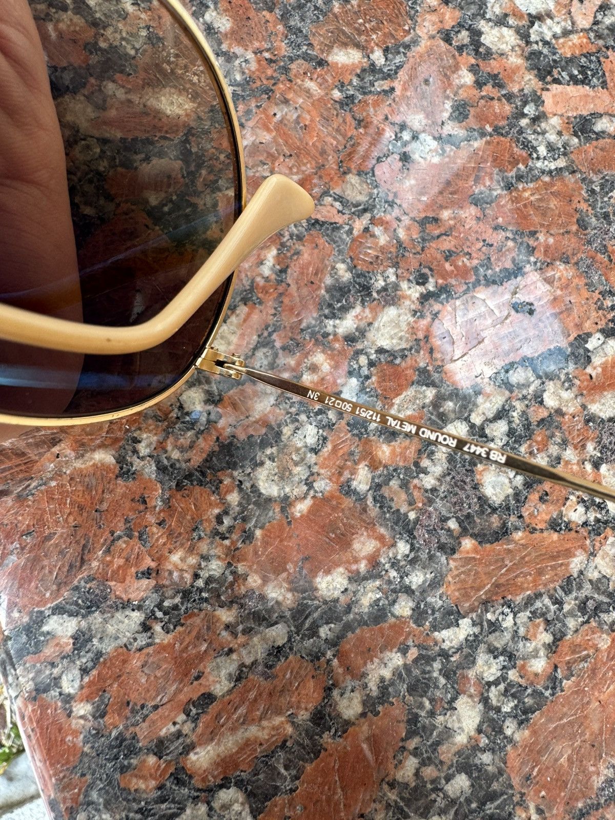 RayBan Ray Ben Sunglasses Metal Gold Frame Brown Gradient Size ONE SIZE - 5 Thumbnail
