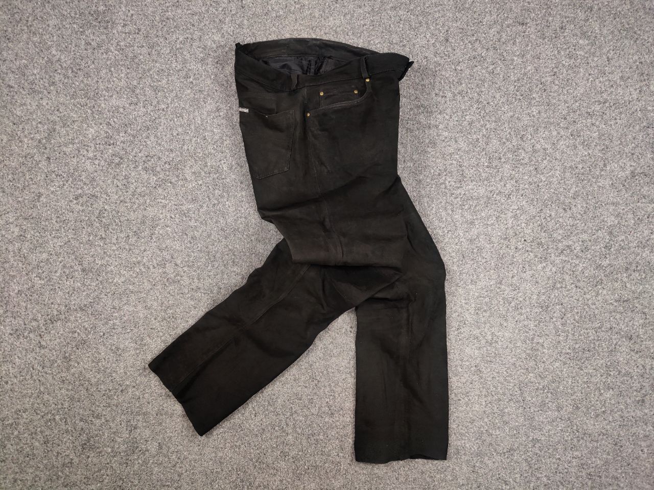 Japanese Brand Vintage Leather Pants Japan Hype Travis Scott Y2K Style Size US 34 / EU 50 - 1 Thumbnail