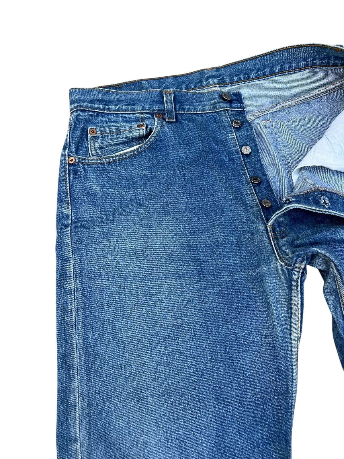 Levi's Vintage 1980s Levi’s 501 Blue Denim Regular Jeans Size US 35 - 8 Thumbnail