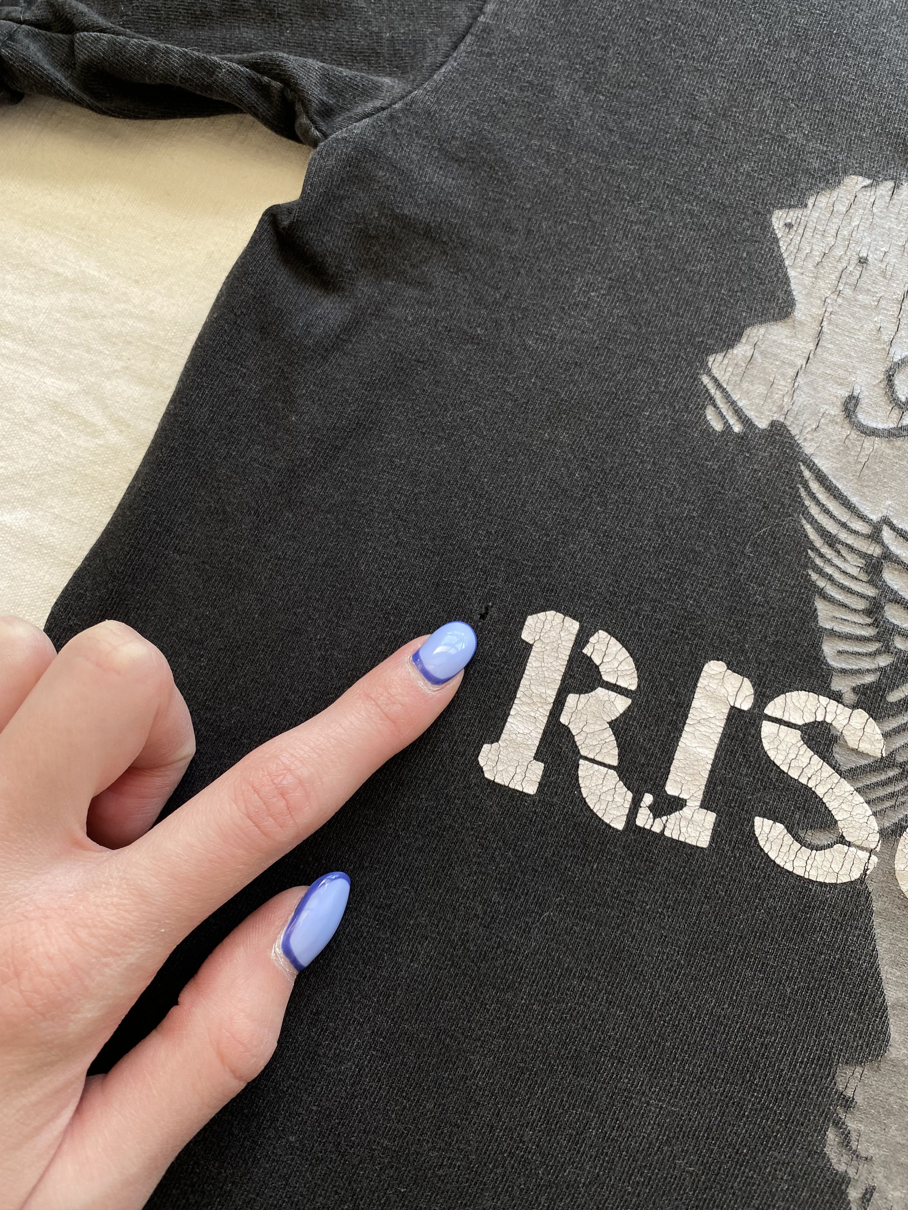 Band Tees Vintage 2000s Rise Against Rock Band T-shirt Size US S / EU 44-46 / 1 - 17 Thumbnail