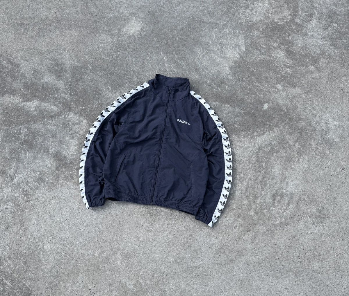Adidas × Vintage Vintage Adidas Y2K streetwear rare jacket Size US M / EU 48-50 / 2 - 2 Thumbnail