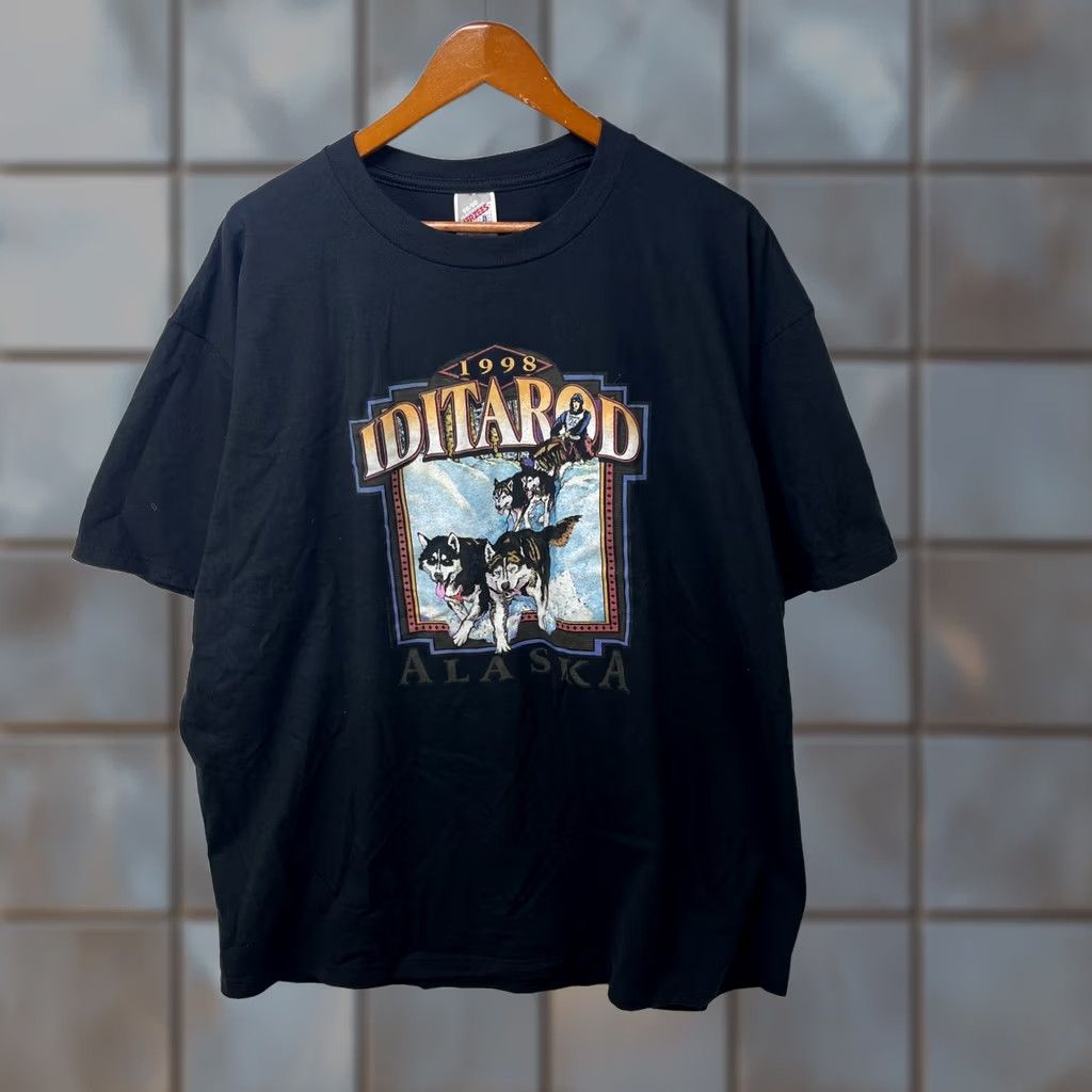 Jerzees VINTAGE Alaska Nature Husky Sled T-Shirt 2XL JERZEES Black Cotton Knit Crew Neck Short Sleeve Graphic Print Mens 90s Theme Nature Double-Sided Size US XXL / EU 58 / 5 - 1 Thumbnail