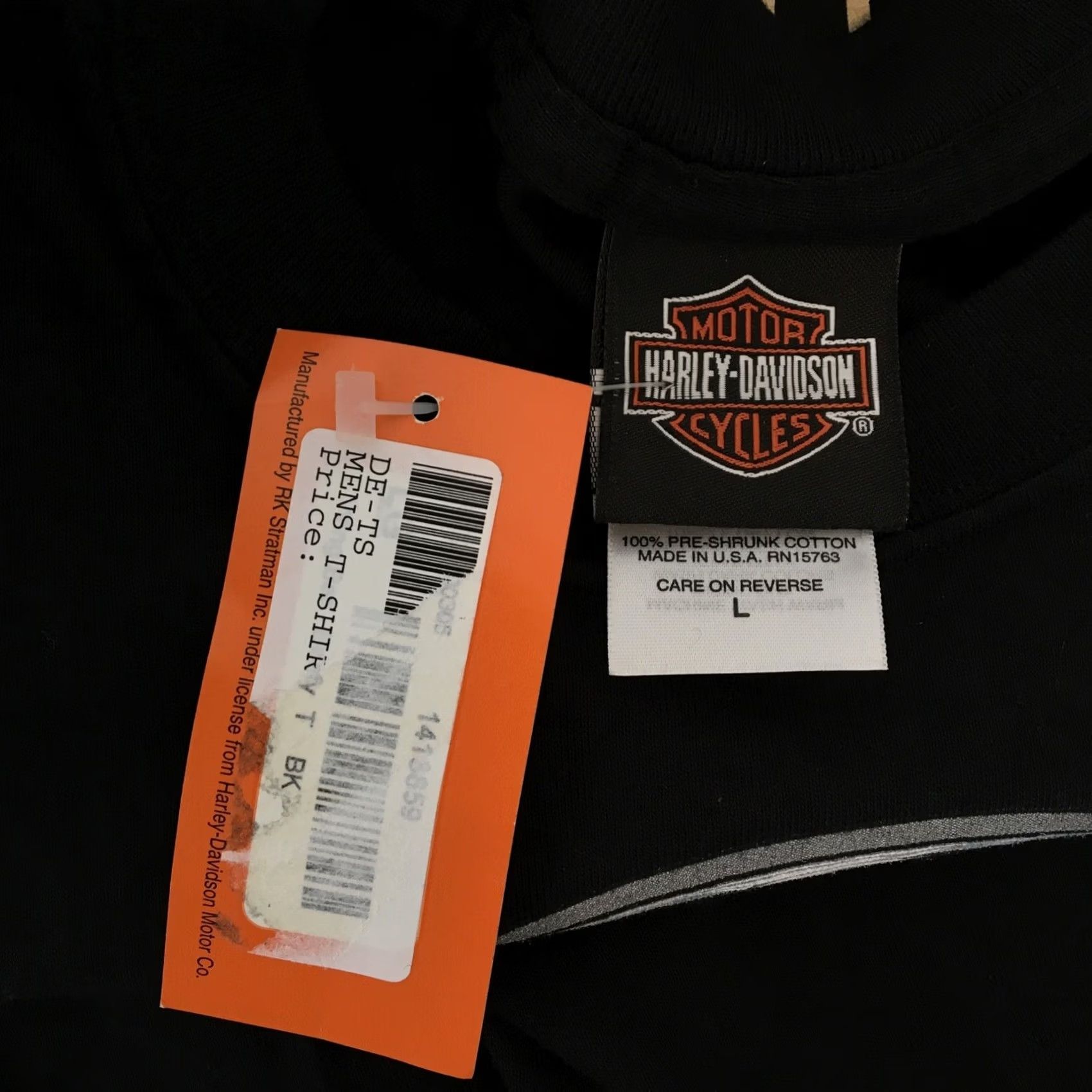 Harley Davidson VINTAGE Harley Davidson Motorcycles Downtown Seattle, WA T-Shirt Sz L Black Flames NWT Size US L / EU 52-54 / 3 - 6 Thumbnail