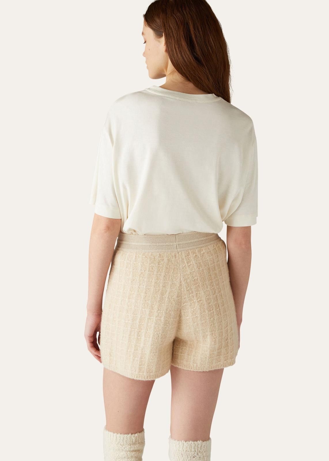 Loro Piana o1srvl11e1024 Cocooning Short Sleeve T-Shirt in White Size M / US 6-8 / IT 42-44 - 5 Thumbnail