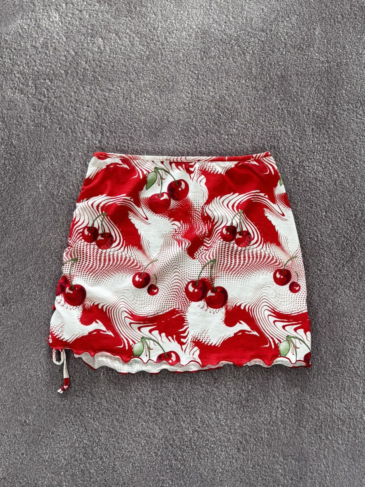 Jaded London Jaded London Y2K Cherry Dot Print Mini Skirt Size 32" / US 10 / IT 46 - 11 Thumbnail