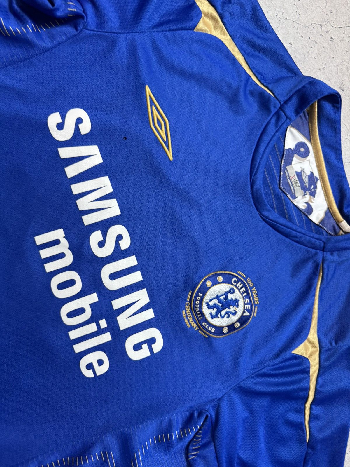 Umbro John Terry #26 Umbro Chelsea 2005/2006 Vintage Soccer Jersey Size US M / EU 48-50 / 2 - 7 Thumbnail