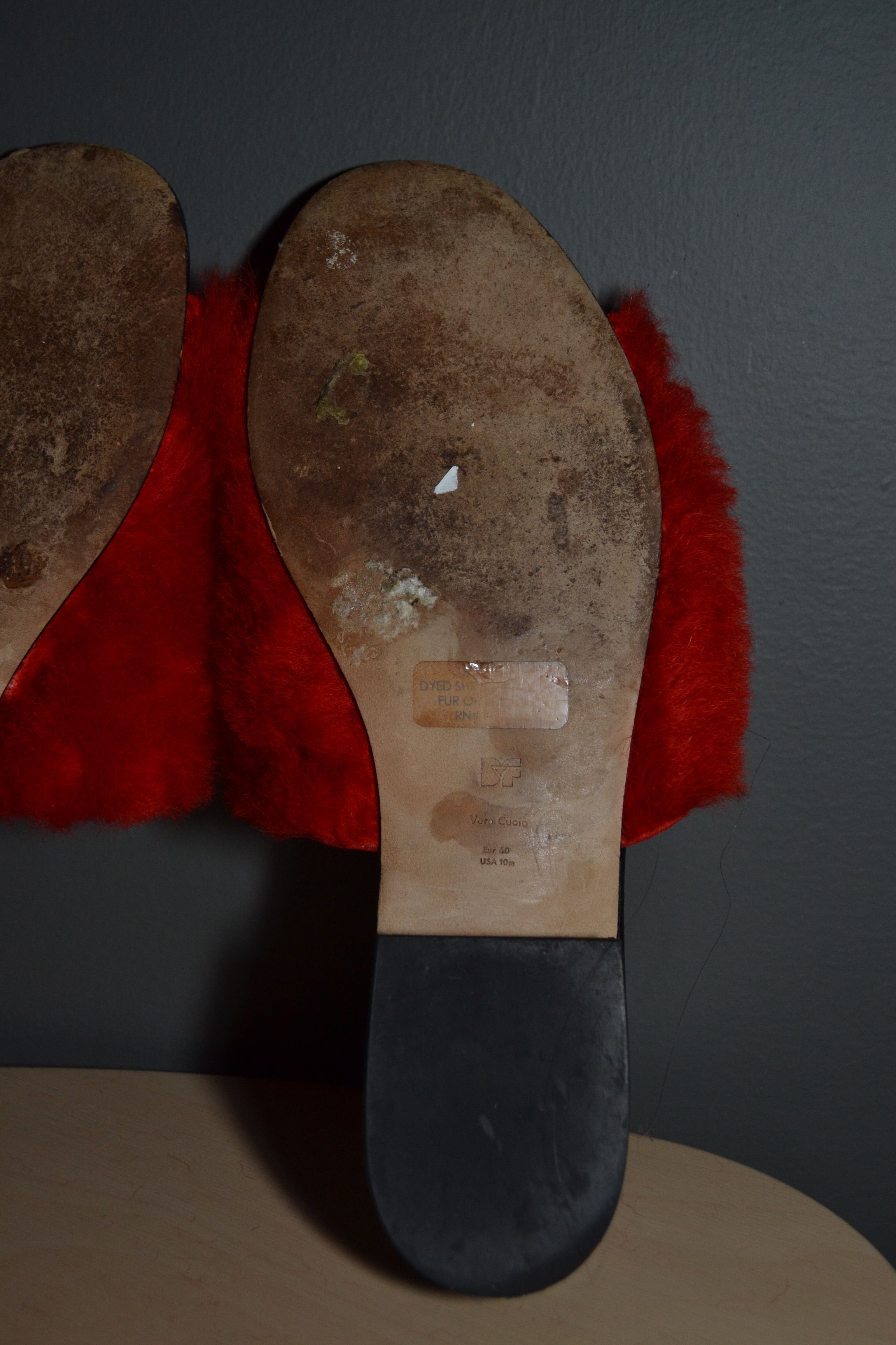 Diane von Furstenberg Diane Von Furstenberg Mules/Slides Red Fur Size 10 Size US 10 / IT 40 - 9 Thumbnail