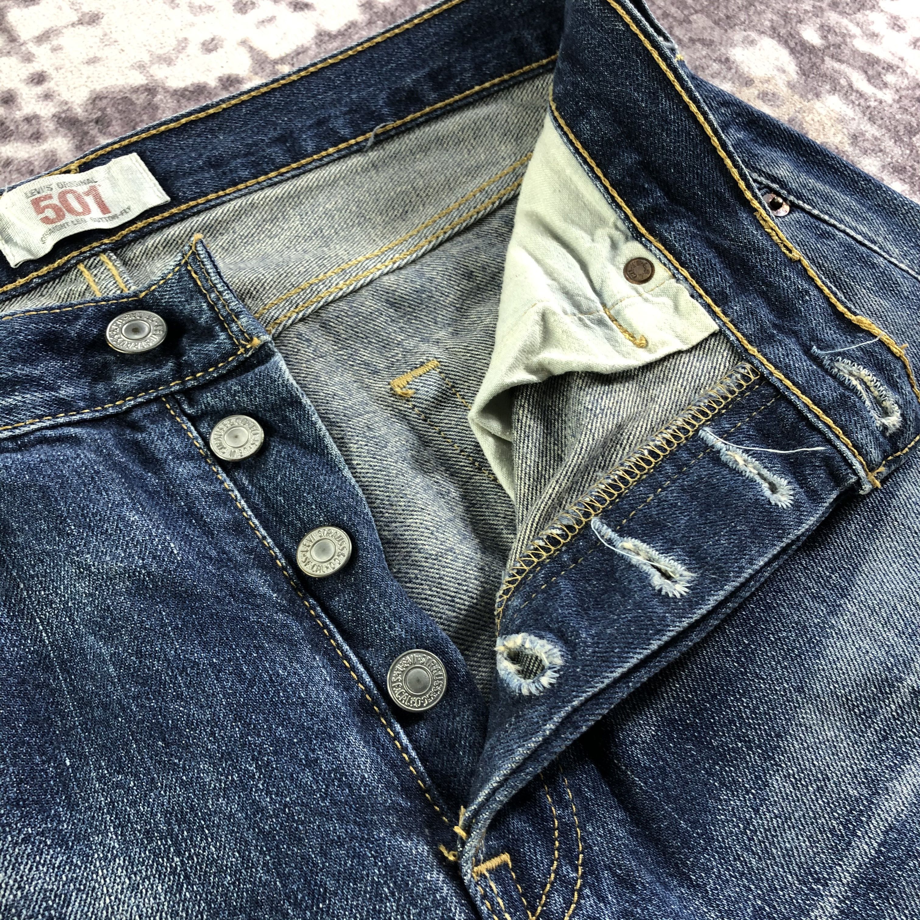 Levi's Vintage Blue Wash Levis 501 Jeans-JM3313 Size US 31 - 10 Thumbnail