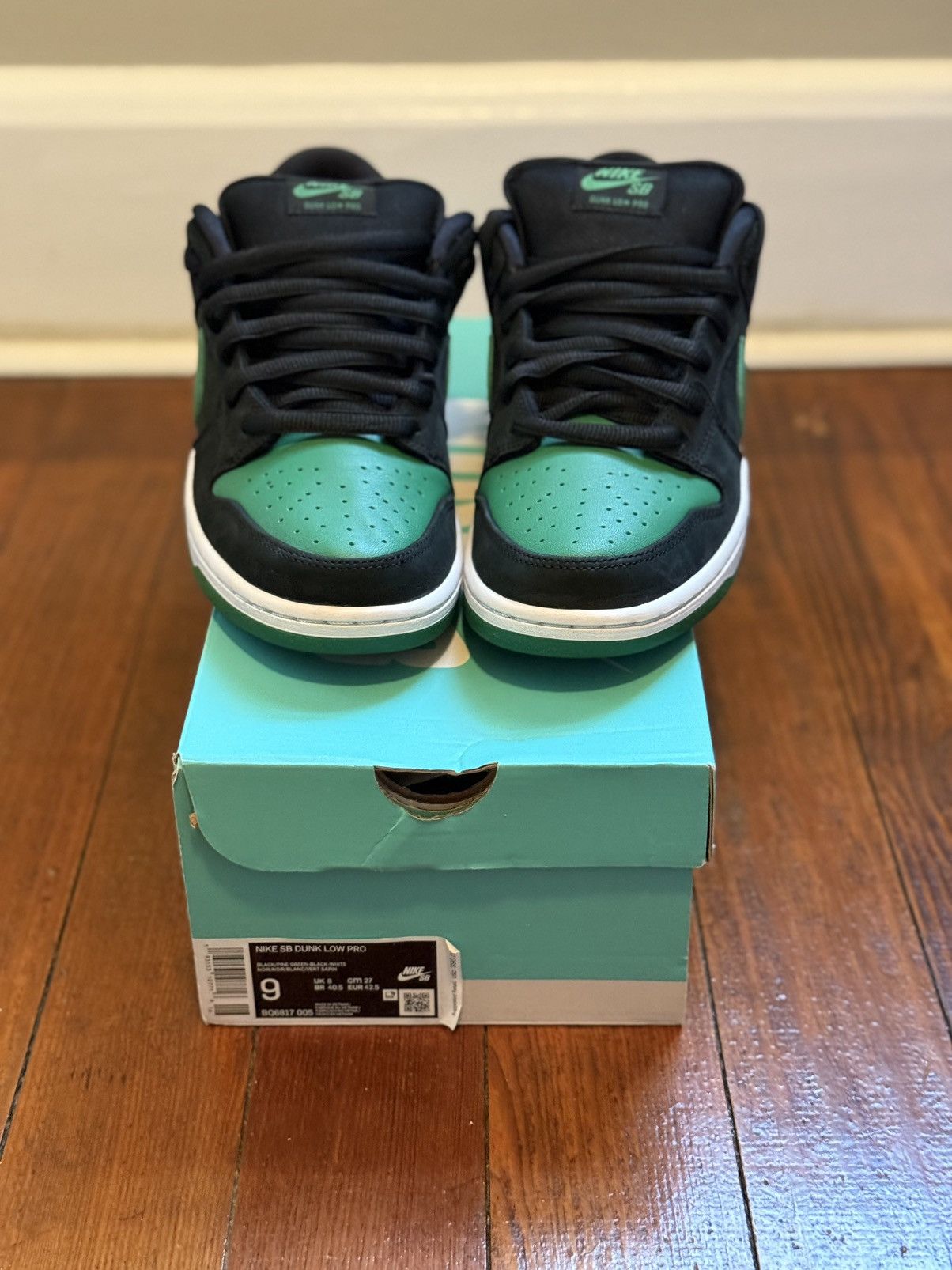 Nike Nike Dunk Low Pro SB Pine Green Size US 9 / EU 42 - 1 Thumbnail
