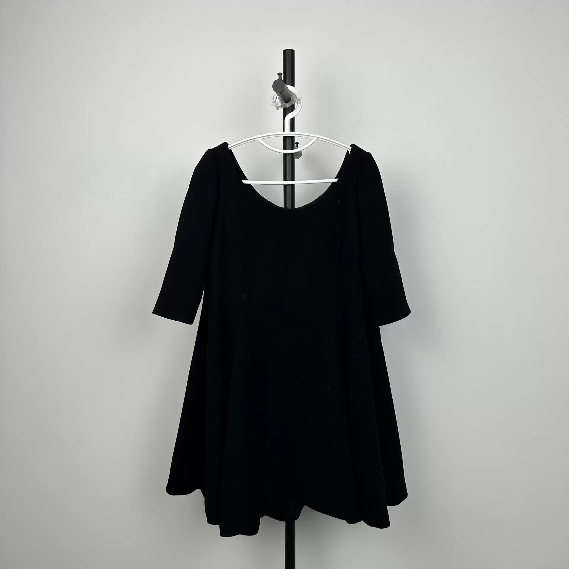 Dior Dior women's A-line silk dress size 36 Size XS / US 0-2 / IT 36-38 - 2 Thumbnail